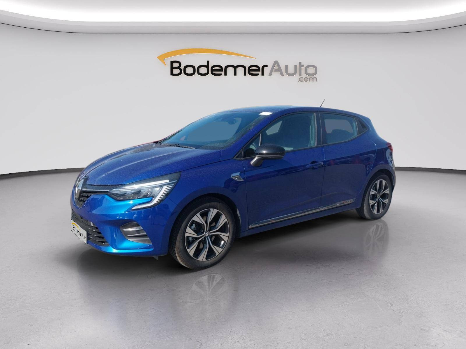 Renault Clio 5 Clio E-Tech 140 - 21N occasion de 2022 en vente à Caen