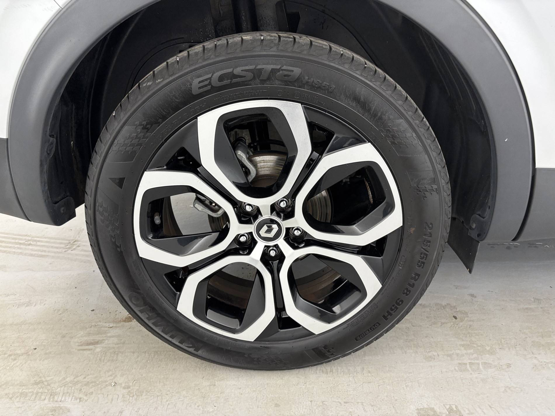 Vente en ligne Renault Arkana  E-Tech hybride 145 - 22 au prix de 21 490 €