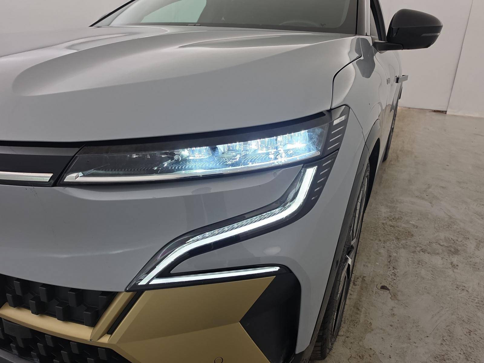 Vente en ligne Renault Megane E-Tech  EV60 220 ch super charge au prix de 24 950 €