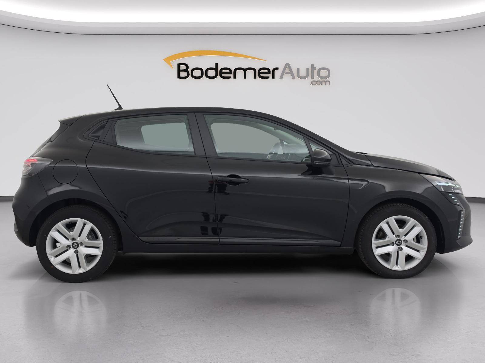 Vente en ligne Renault Clio 5 Clio Blue dCi 100 ch GSR2 au prix de 17 690 €