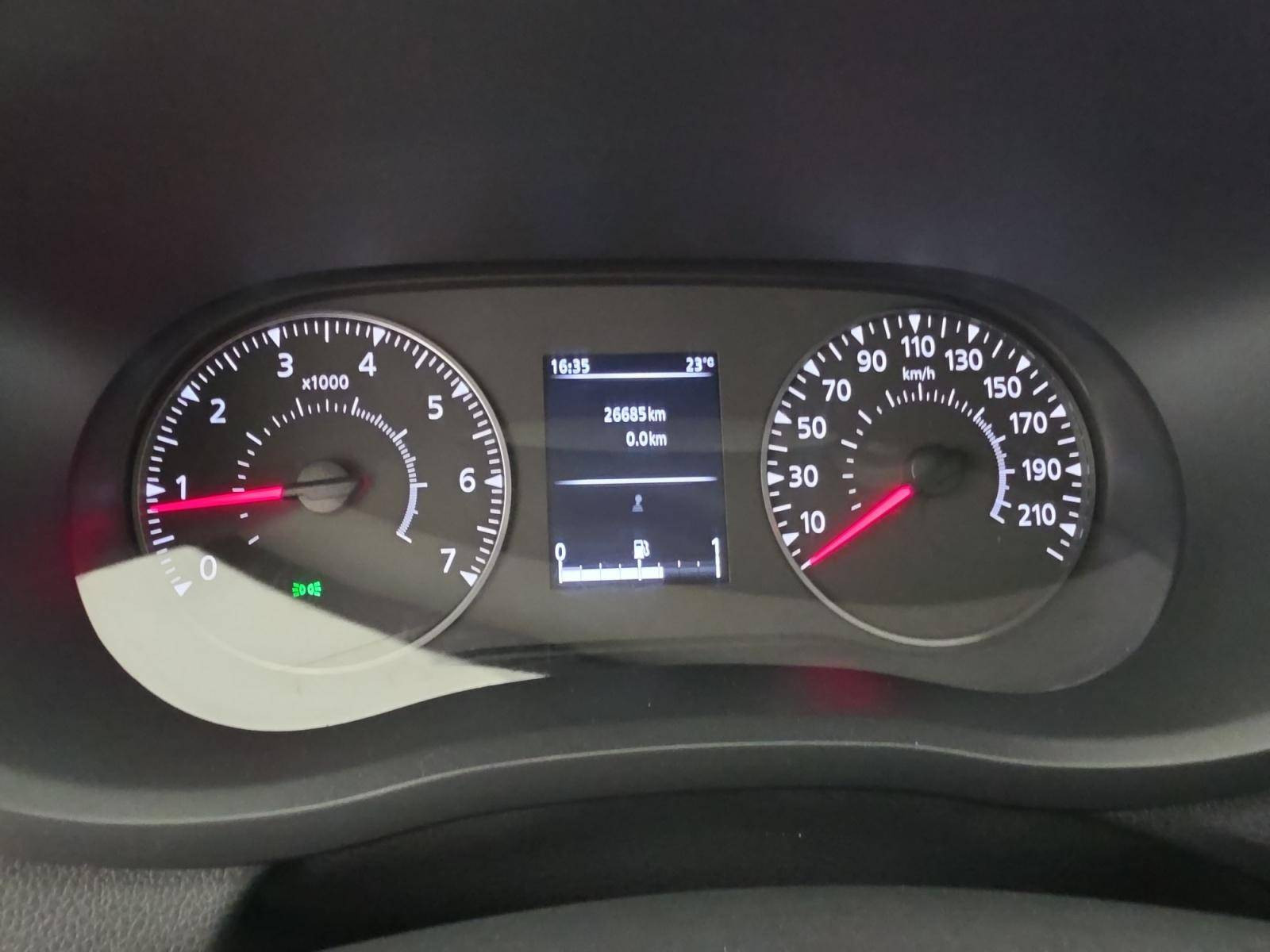 Vente en ligne Renault Master Fourgon MASTER FGN TRAC F3500 L2H2 BLUE DCI 135 au prix de 23 900 €
