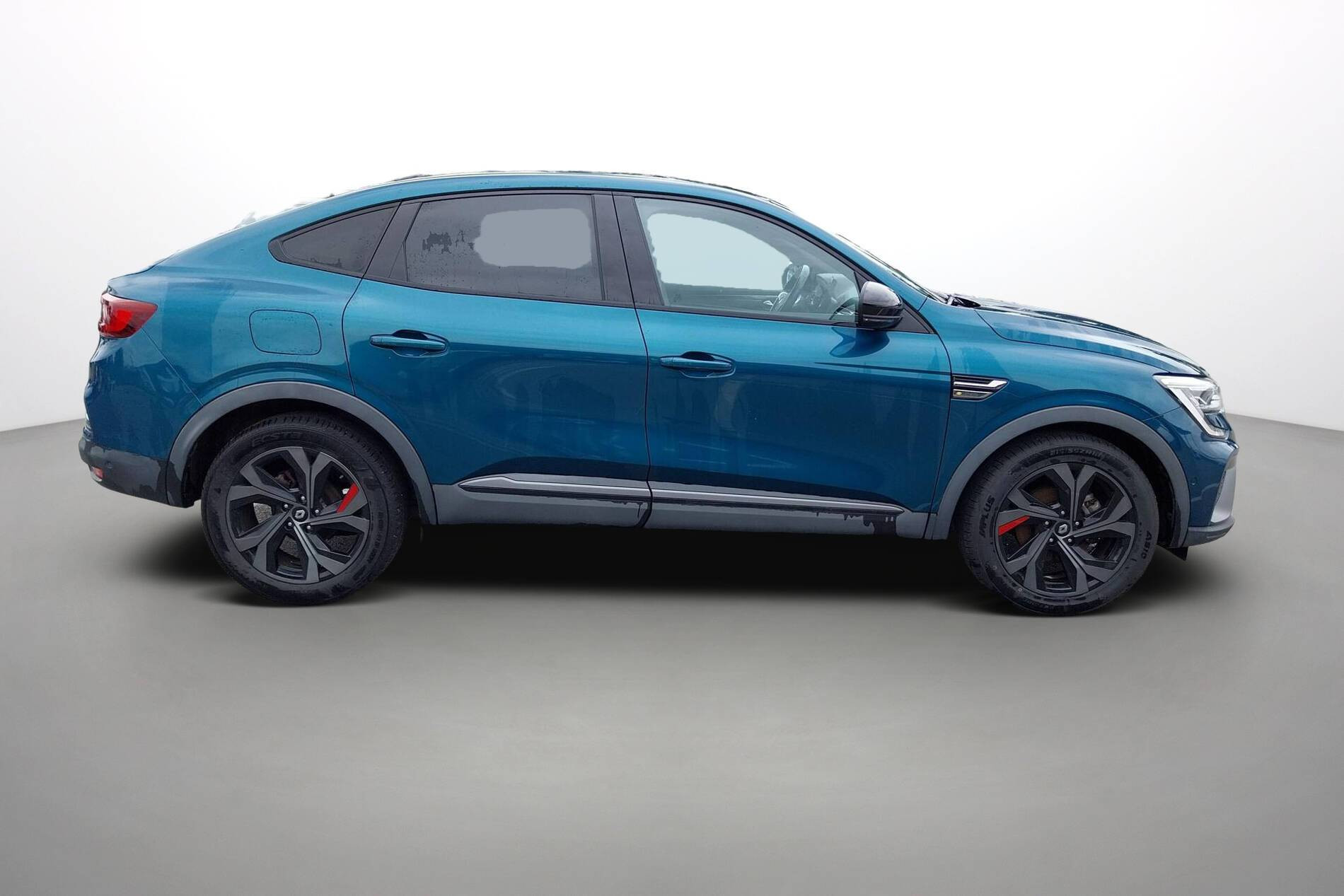 Vente en ligne Renault Arkana  E-Tech 145 - 21B au prix de 21 990 €