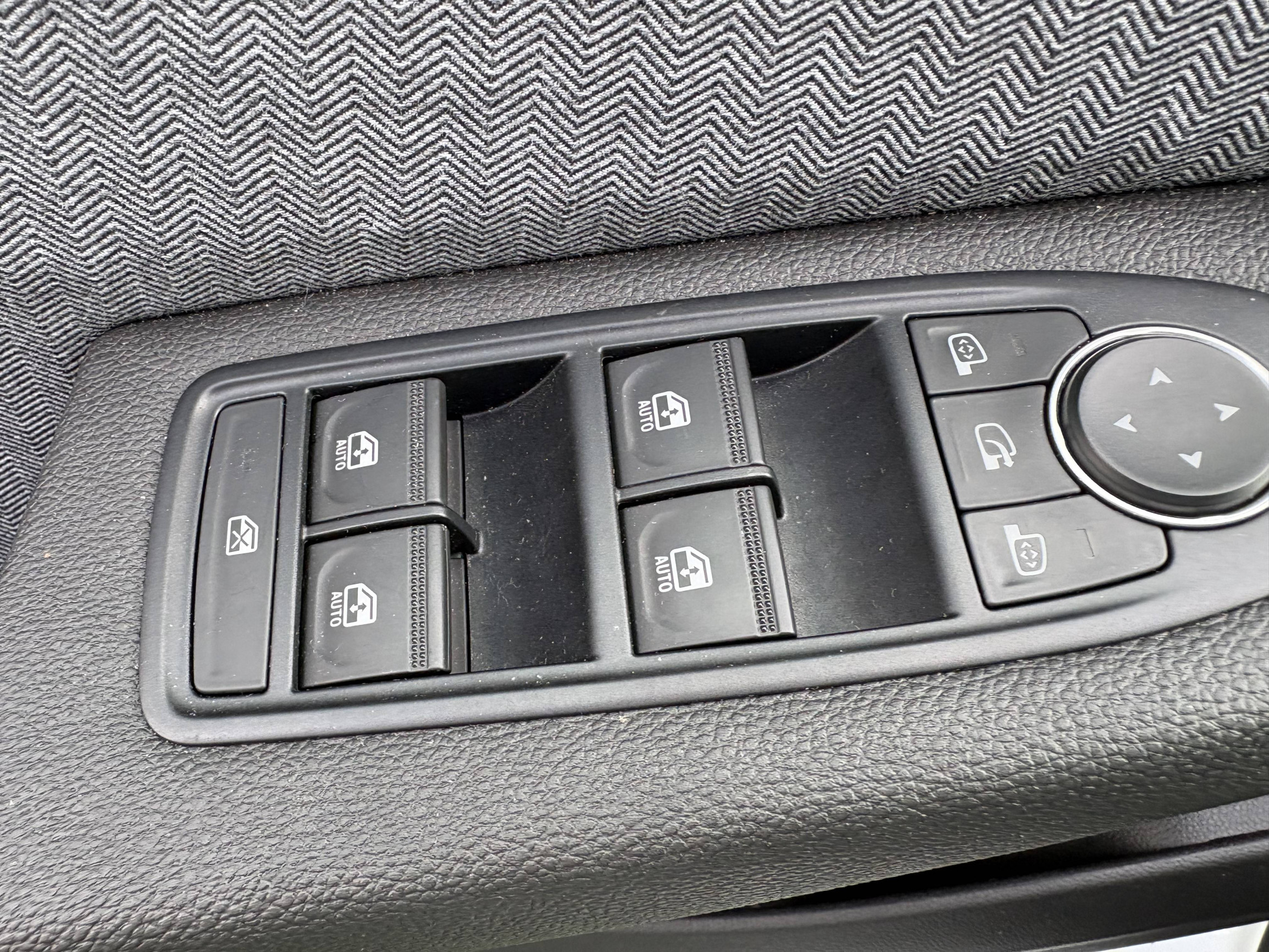 Vente en ligne Renault Clio 5 Clio TCe 90 ch GSR2 au prix de 17 890 €