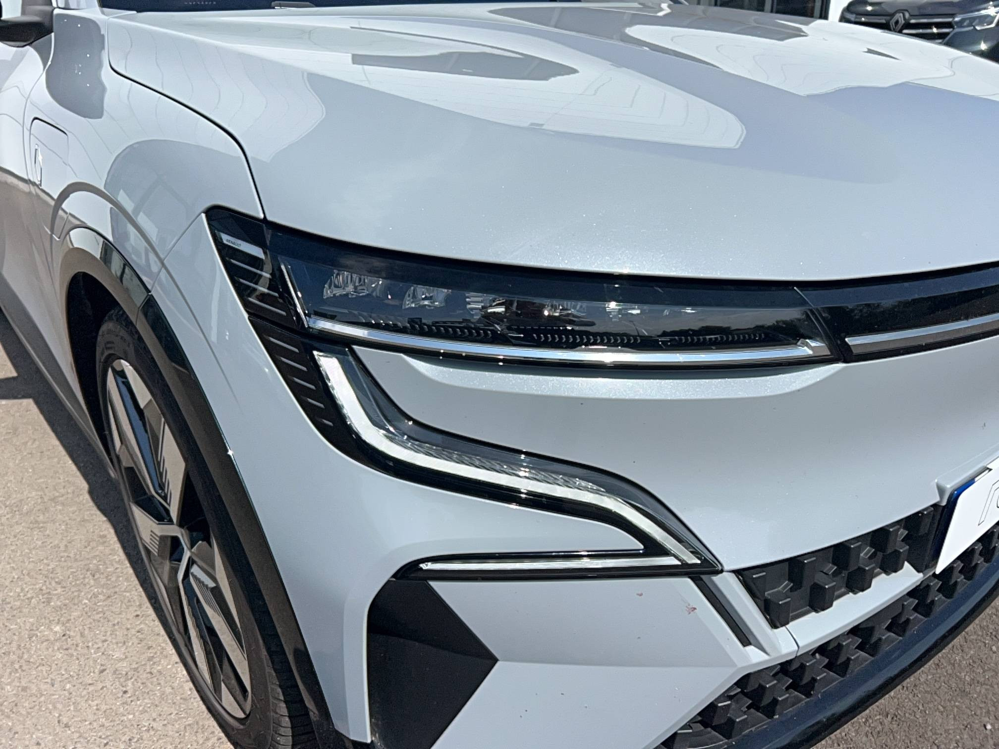 Vente en ligne Renault Megane E-Tech  EV60 220 ch super charge au prix de 22 980 €