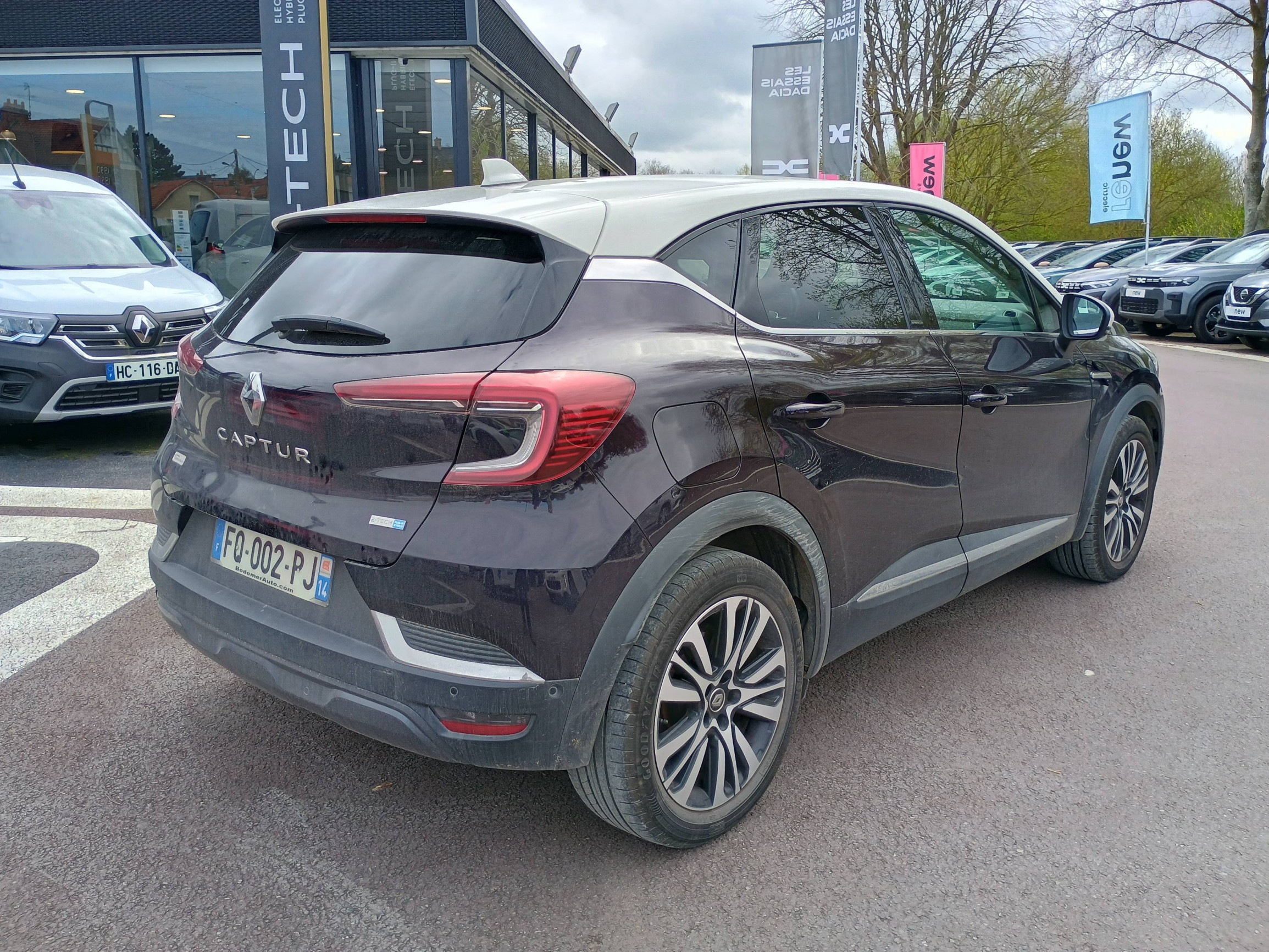 Vente en ligne Renault Captur  E-Tech Plug-in 160 au prix de 17 990 €