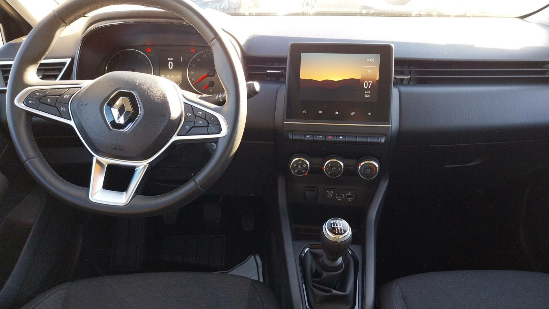 Vente en ligne Renault Clio 5 Clio TCe 90 au prix de 14 230 €