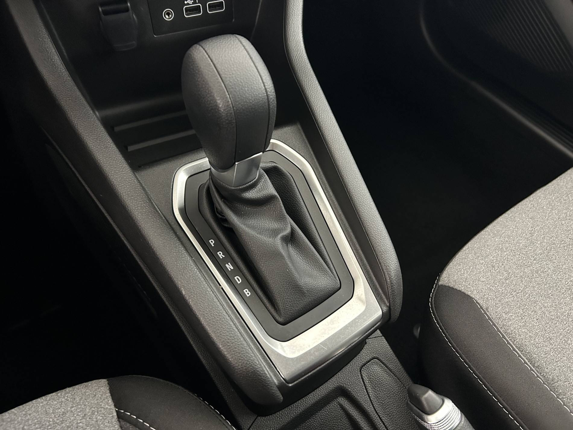 Vente en ligne Renault Clio 5 Clio E-Tech full hybrid 145 ch GSR2 au prix de 19 990 €