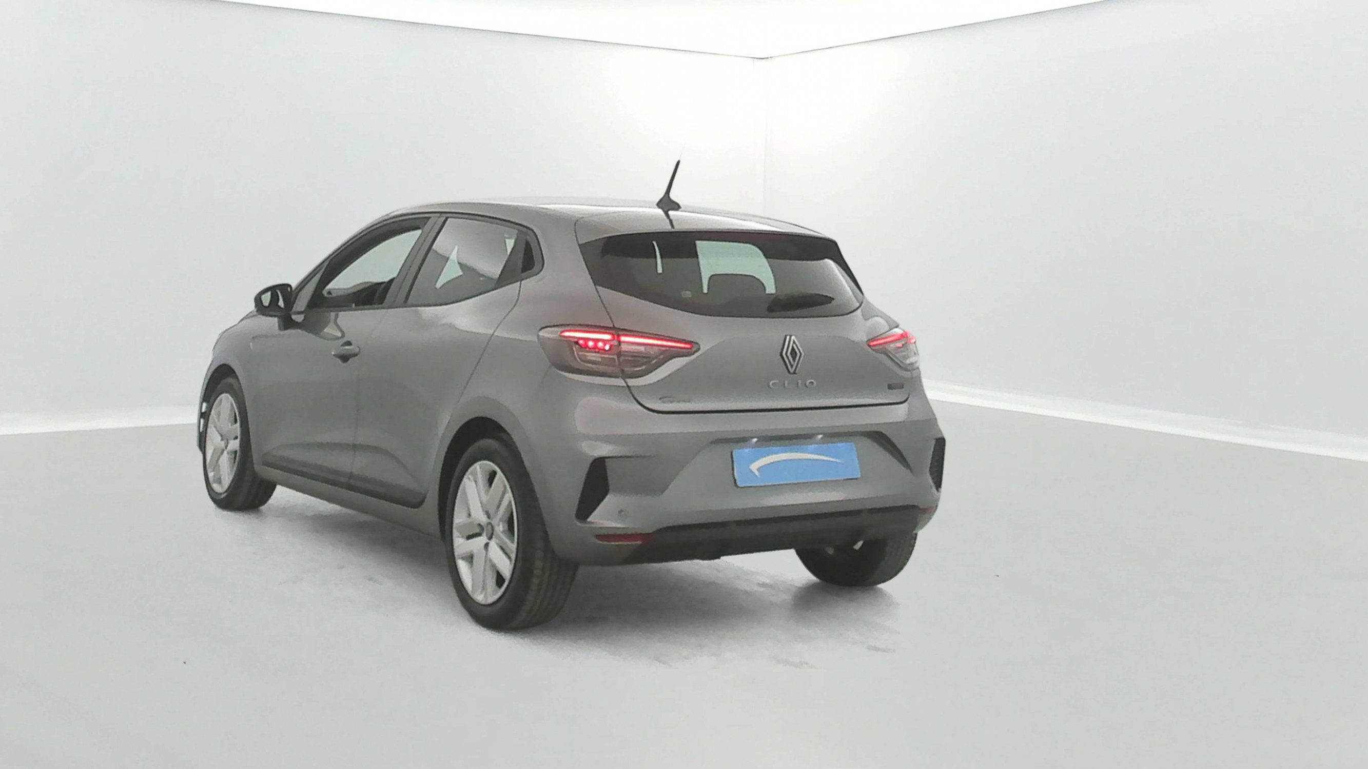 Vente en ligne Renault Clio 5 Clio E-Tech full hybrid 145 ch GSR2 au prix de 19 290 €