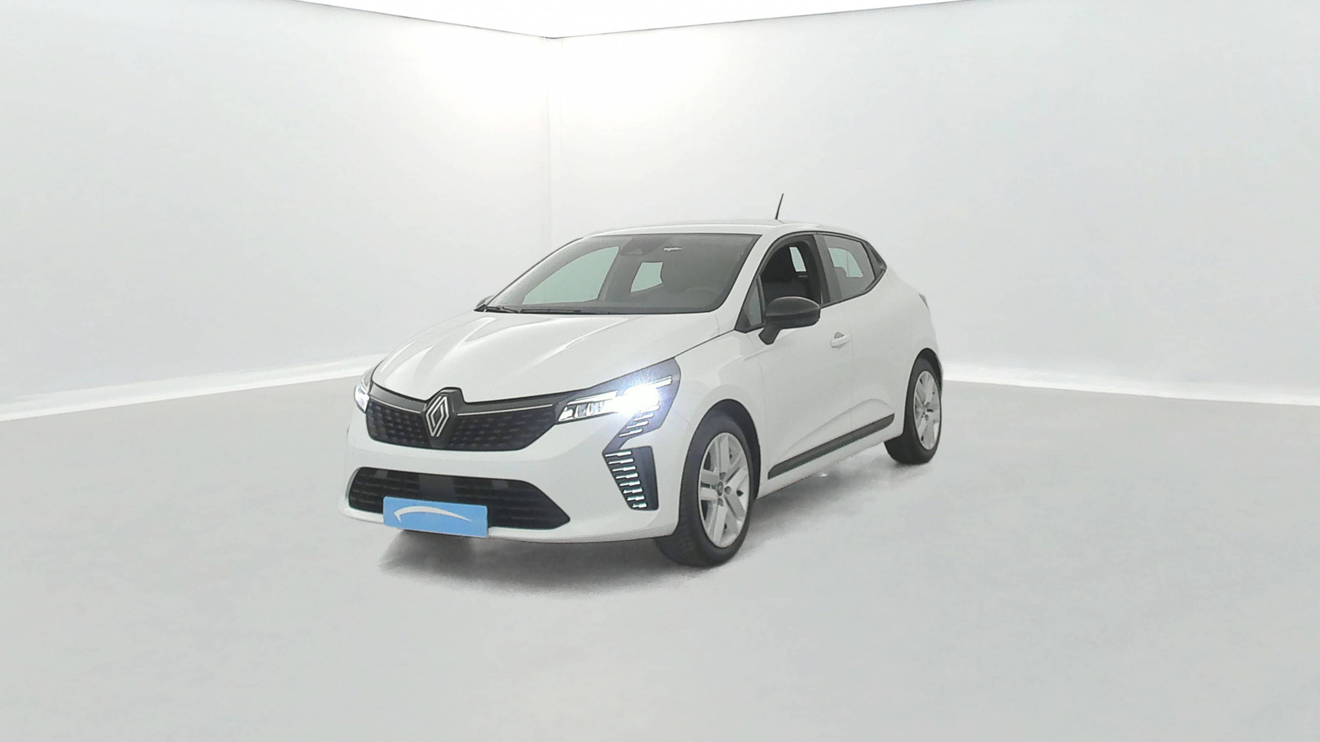 Renault Clio 5 Clio E-Tech full hybrid 145 occasion de 2023 en vente à Caen