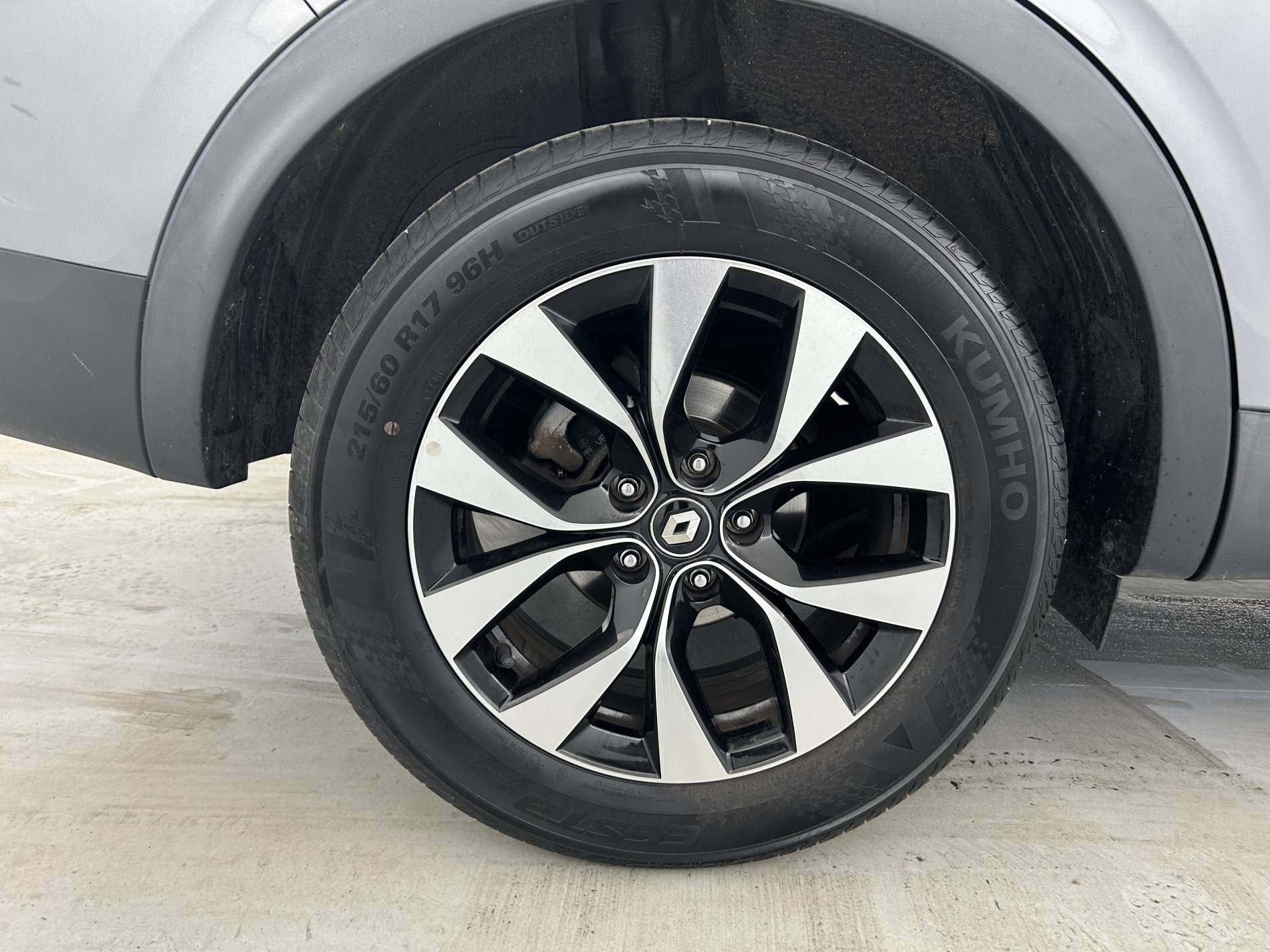 Vente en ligne Renault Arkana  mild hybrid 140 EDC FAP - 22 au prix de 20 490 €