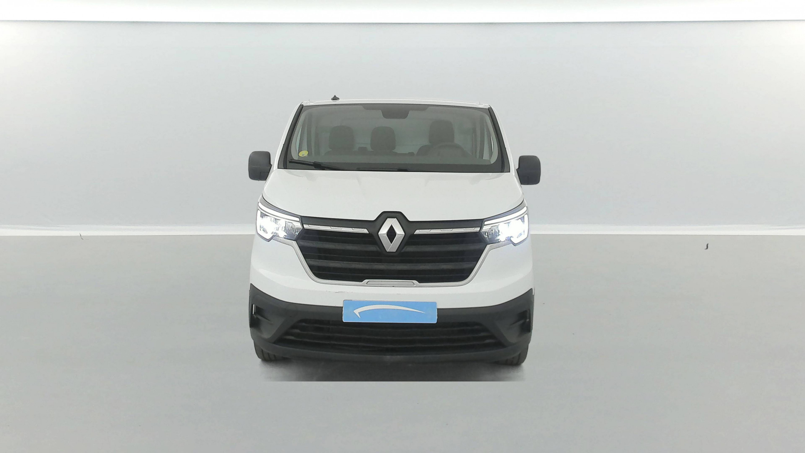 Vente en ligne Renault Trafic 3 Fourgon TRAFIC FG BLUE DCI 130 L1H1 3T GSR2 au prix de 26 750 €