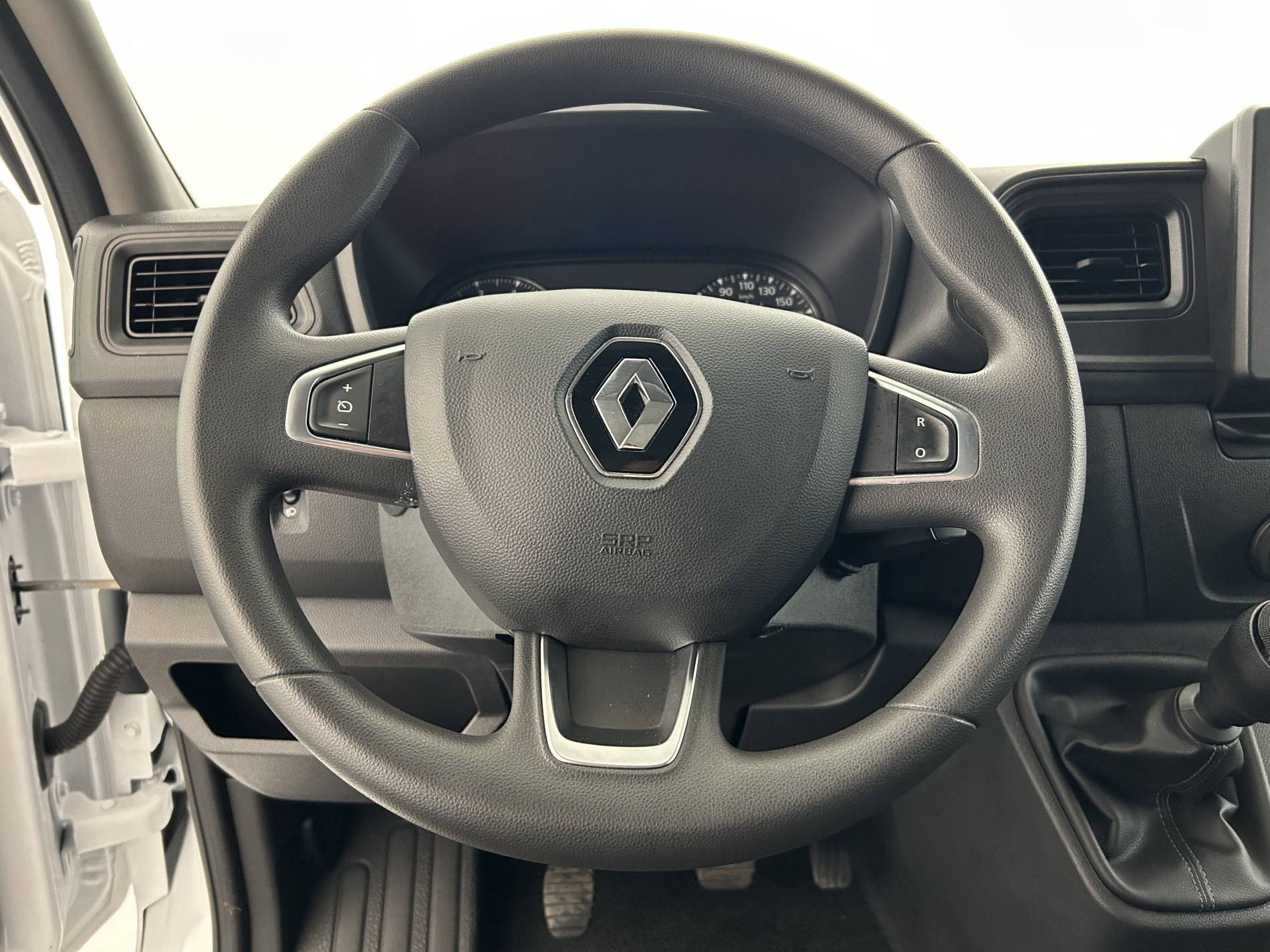 Vente en ligne Renault Master Fourgon MASTER FGN TRAC F3500 L3H3 BLUE DCI 135 au prix de 28 900 €