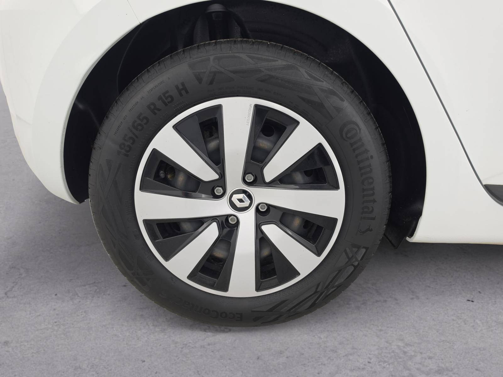 Vente en ligne Renault Clio 5 Clio E-Tech full hybrid 145 au prix de 16 490 €