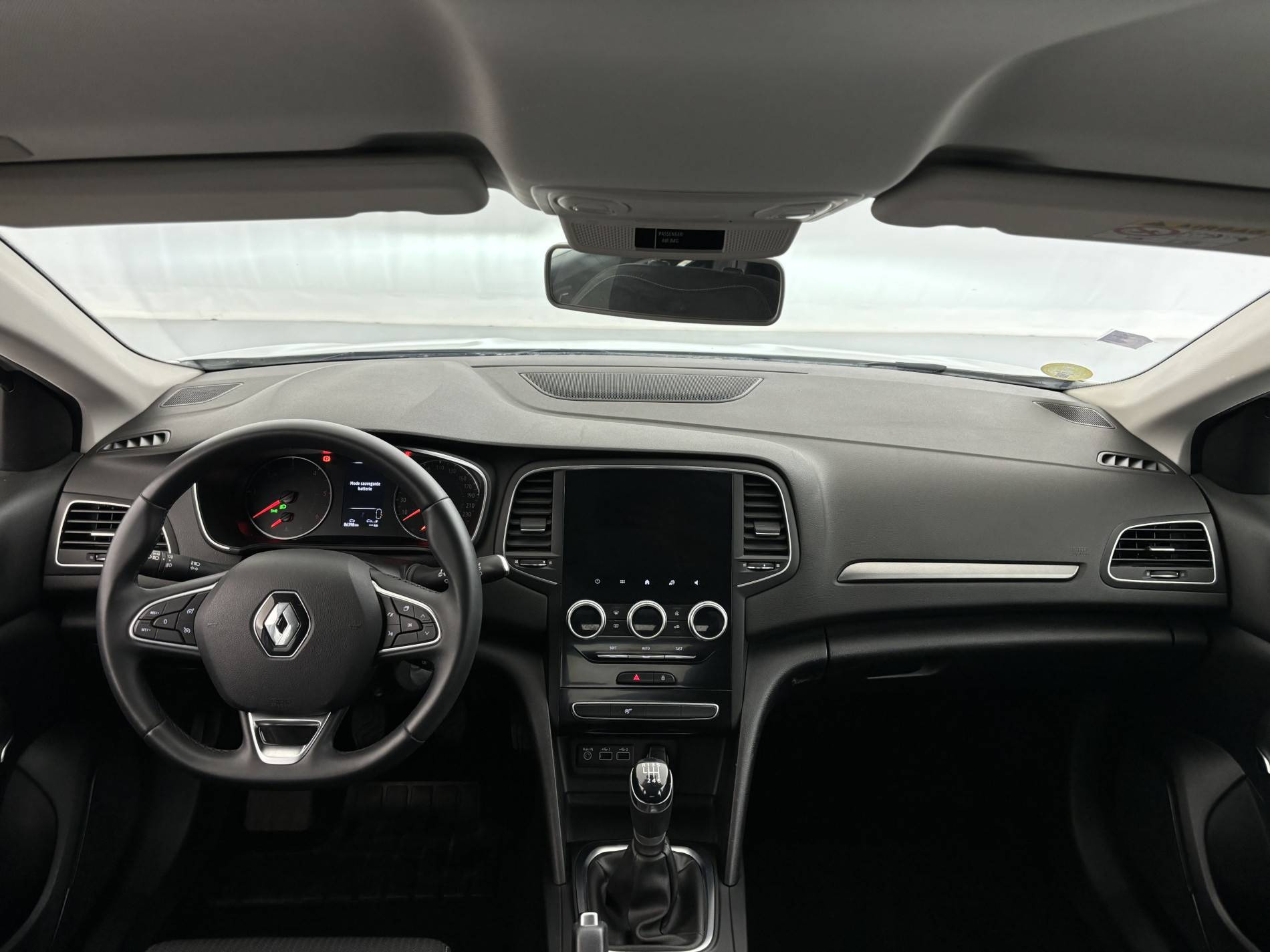 Vente en ligne Renault Megane 4  BLUE DCI 115 - 21N au prix de 12 990 €