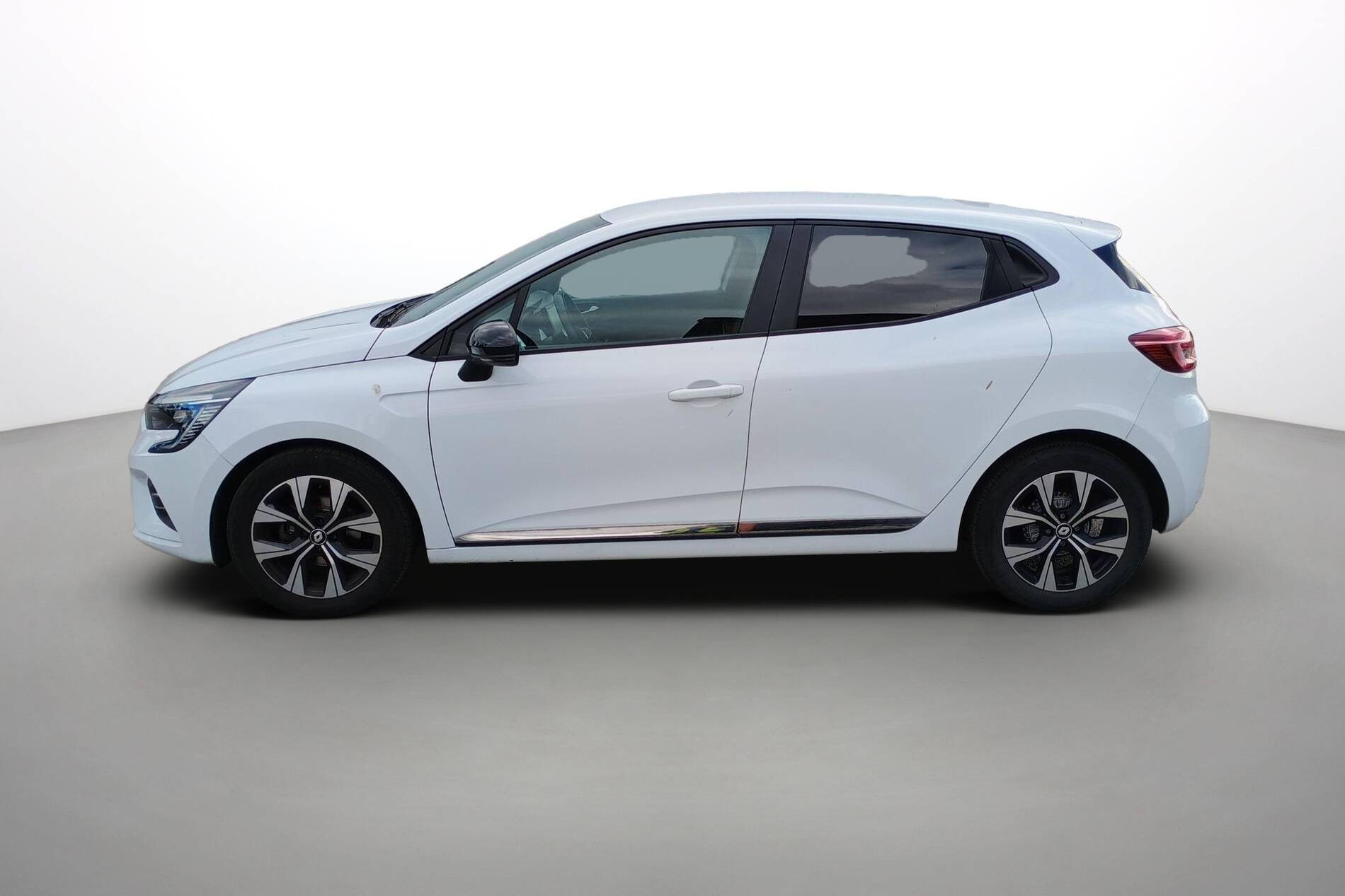 Vente en ligne Renault Clio 5 Clio TCe 90 au prix de 14 490 €
