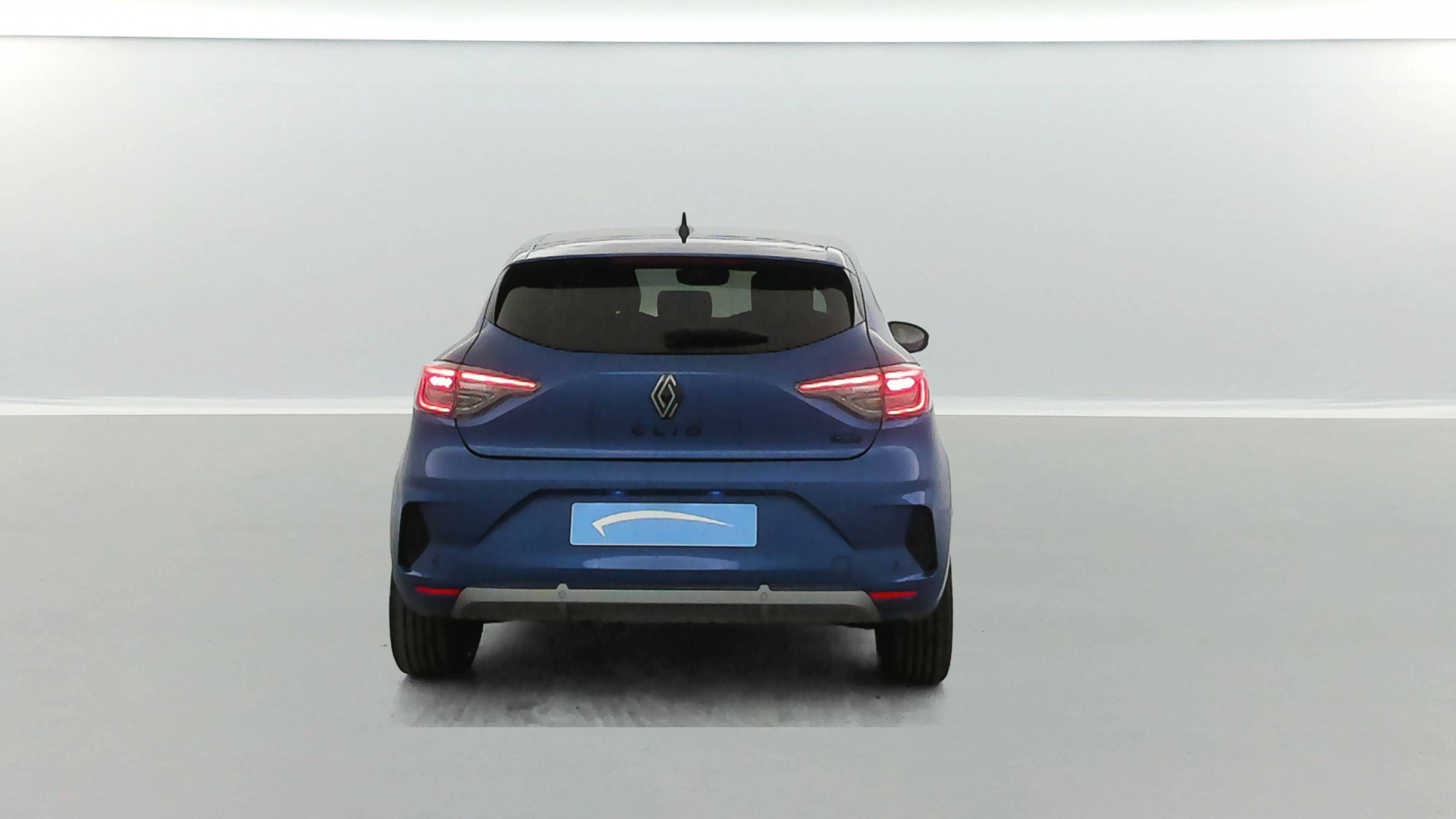 Vente en ligne Renault Clio 5 Clio E-Tech full hybrid 145 au prix de 21 990 €