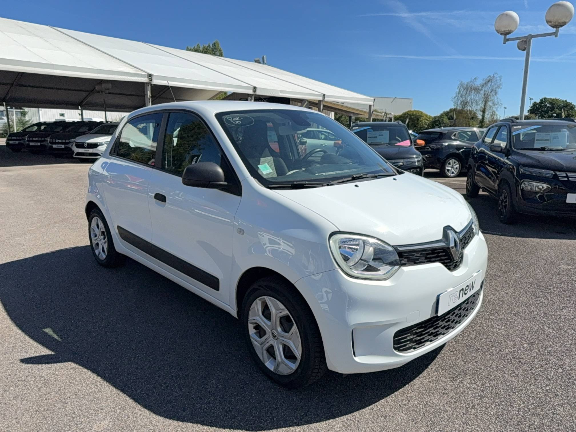 Vente en ligne Renault Twingo Electrique Twingo III E-Tech au prix de 9 990 €