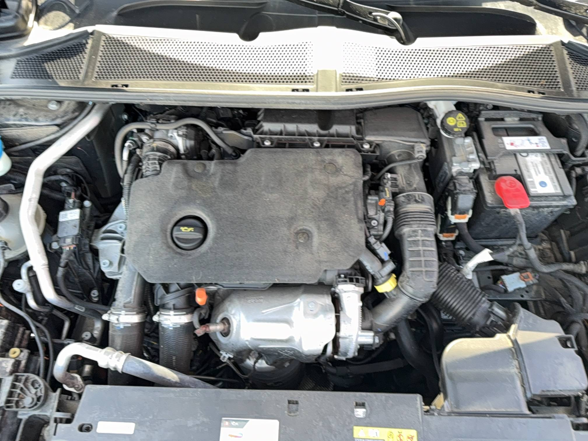 Vente en ligne Peugeot 308 SW  BlueHDi 130ch S&S EAT8 au prix de 17 490 €