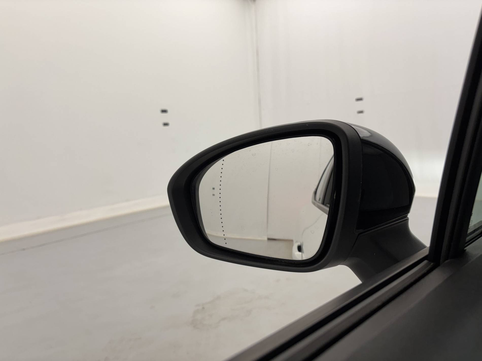 Vente en ligne Renault Clio 5 Clio E-Tech 140 - 21 au prix de 14 890 €