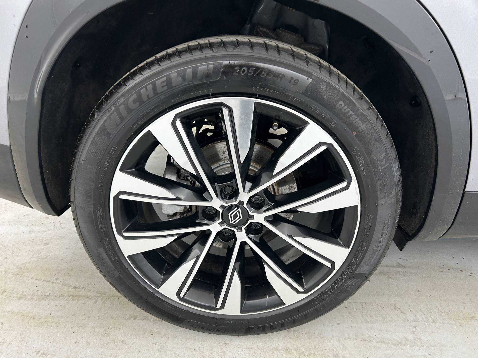 Vente en ligne Renault Austral  E-Tech hybrid 200 au prix de 25 790 €