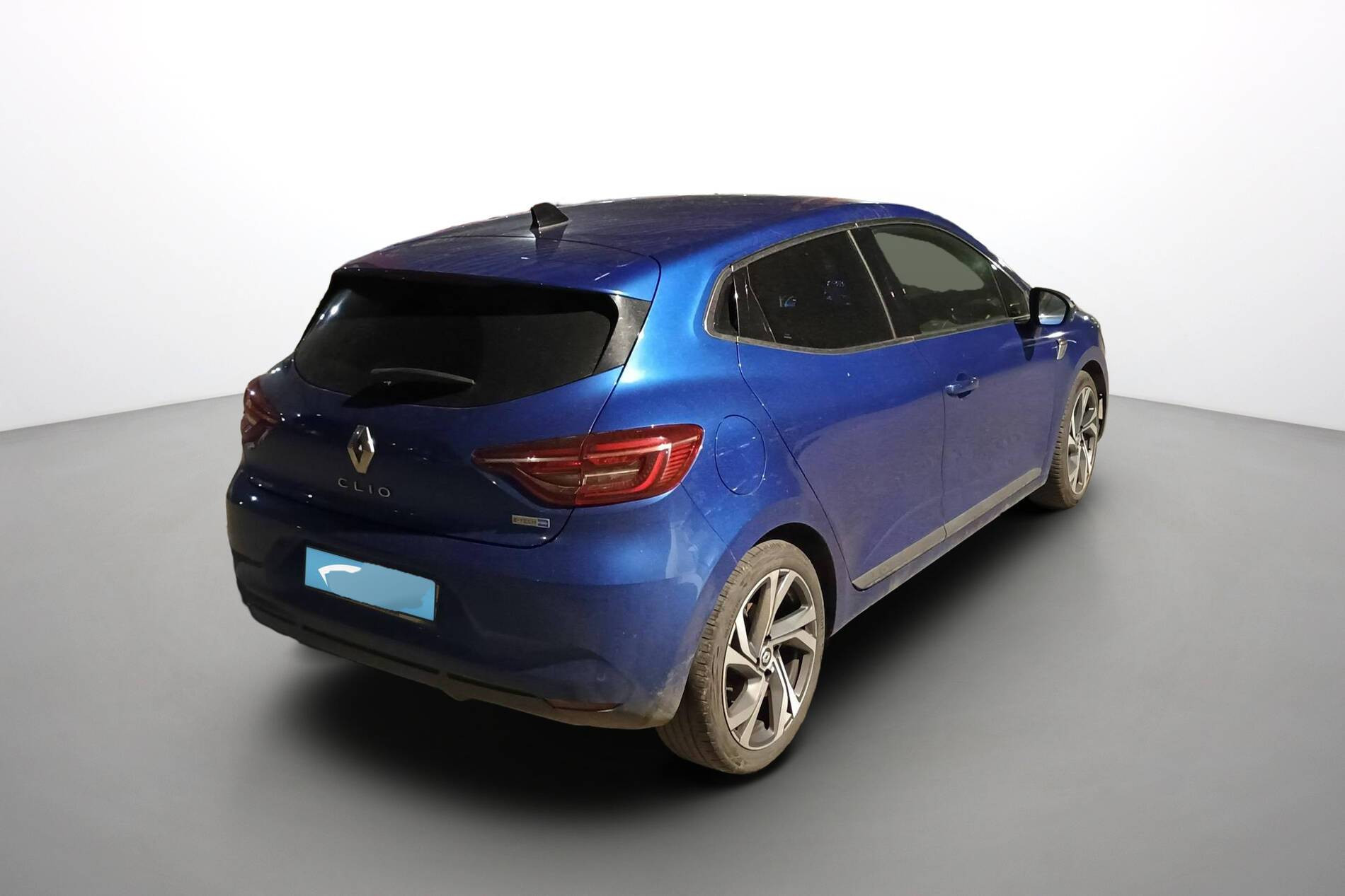 Vente en ligne Renault Clio 5 Clio E-Tech 140 - 21N au prix de 17 990 €