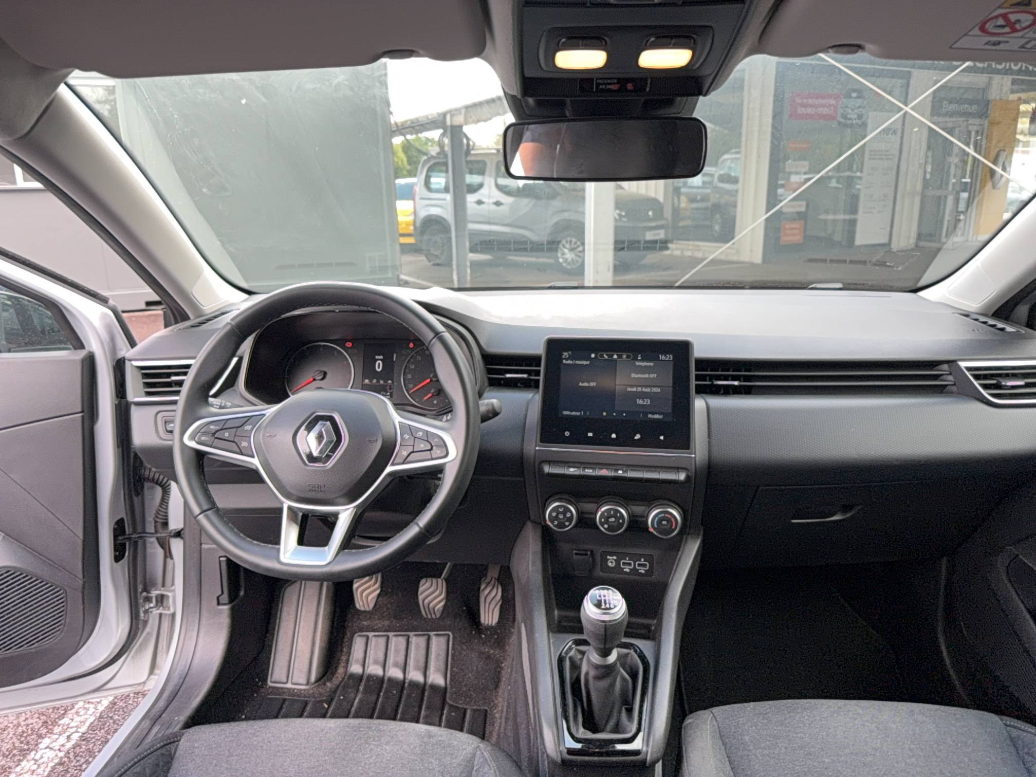 Vente en ligne Renault Clio 5 Clio TCe 90 au prix de 13 390 €