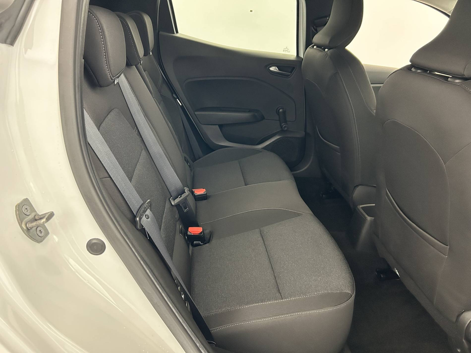 Vente en ligne Renault Clio 5 Clio TCe 90 au prix de 14 890 €