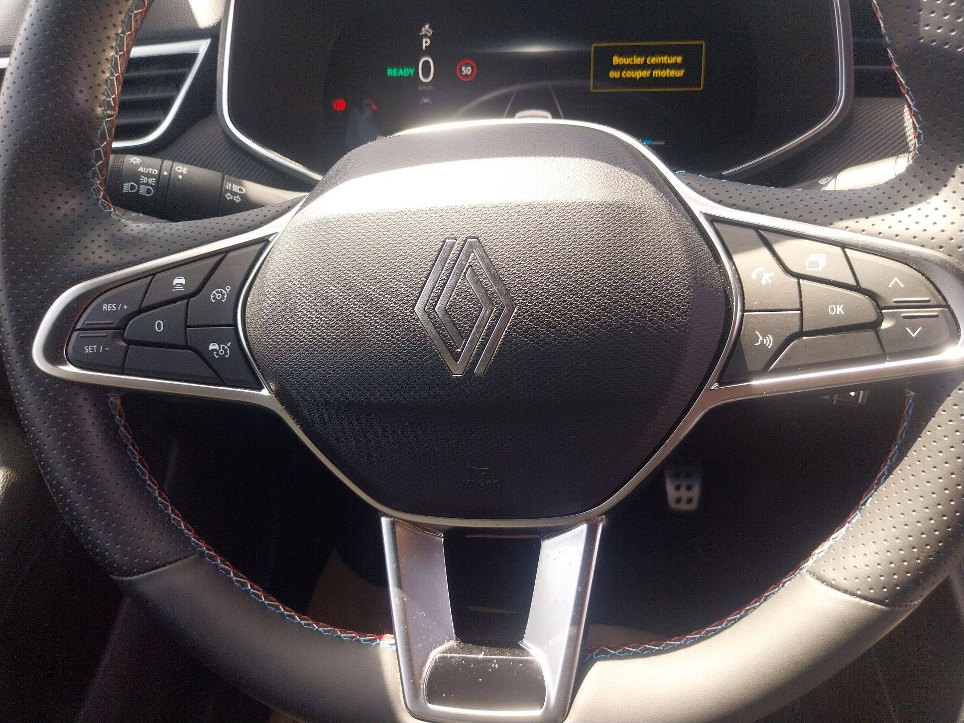 Vente en ligne Renault Clio 5 Clio E-Tech full hybrid 145 ch GSR2 au prix de 22 490 €