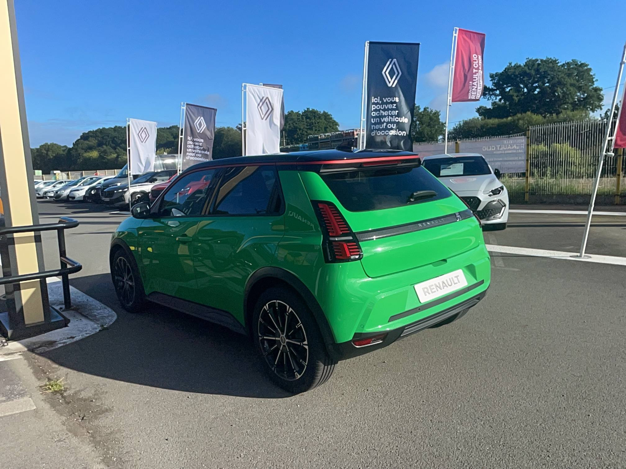 Vente en ligne Renault R5 E-Tech  150 ch autonomie confort au prix de 34 990 €