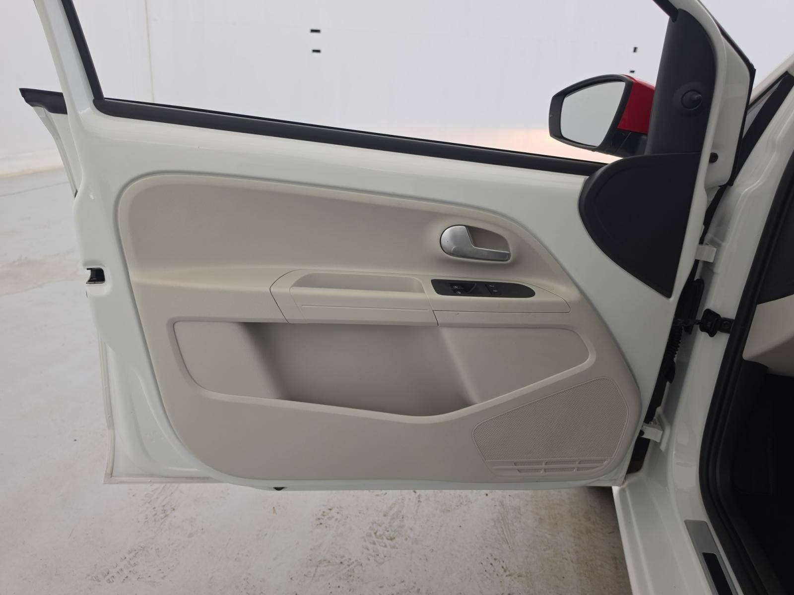 Vente en ligne Volkswagen Up  1.0 75 BlueMotion Technology BVM5 au prix de 9 990 €