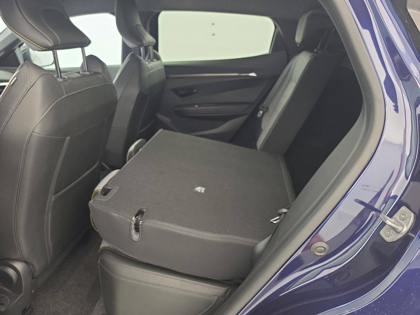 Vente en ligne Renault Megane E-Tech  220 ch autonomie confort GSR2 au prix de 30 490 €