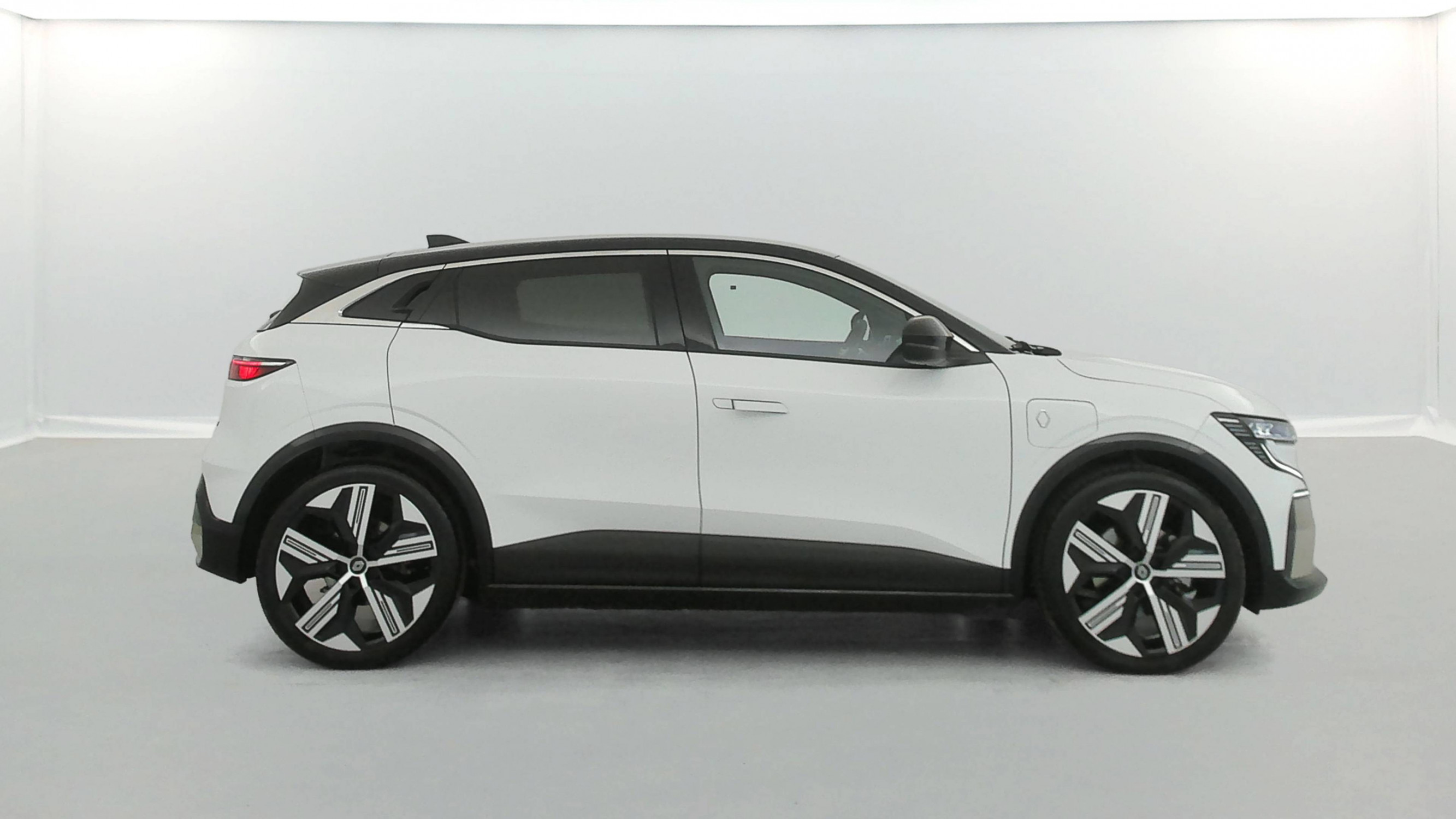 Vente en ligne Renault Megane E-Tech  220 ch autonomie confort GSR2 au prix de 33 490 €