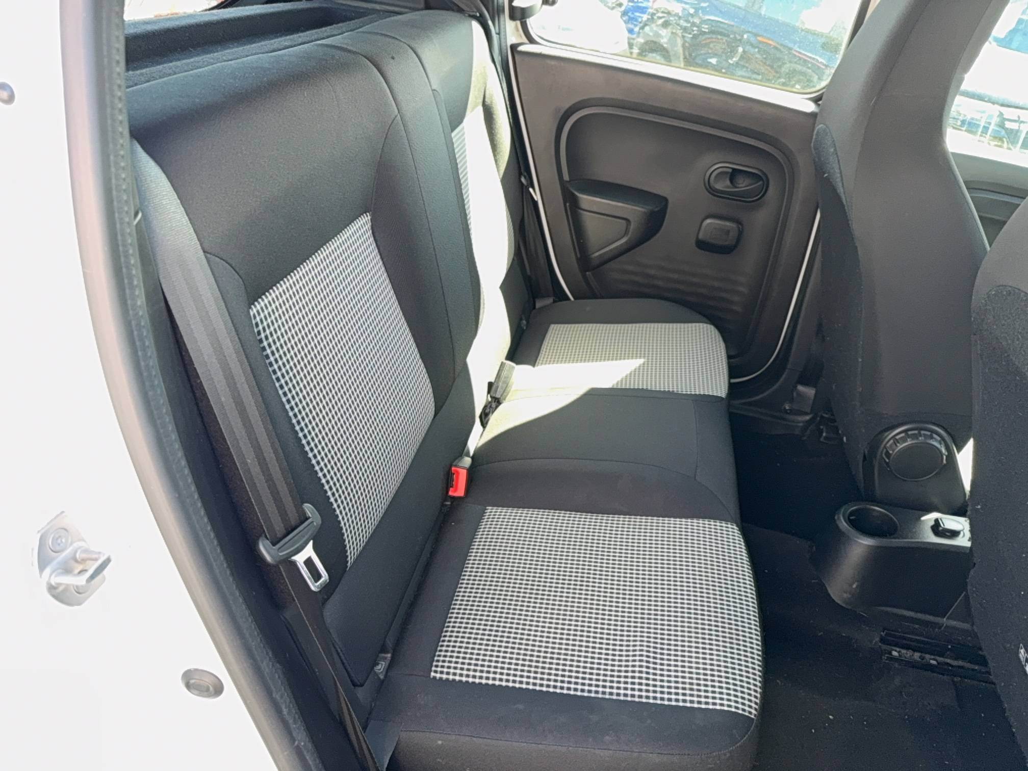 Vente en ligne Renault Twingo Electrique Twingo III E-Tech au prix de 9 990 €