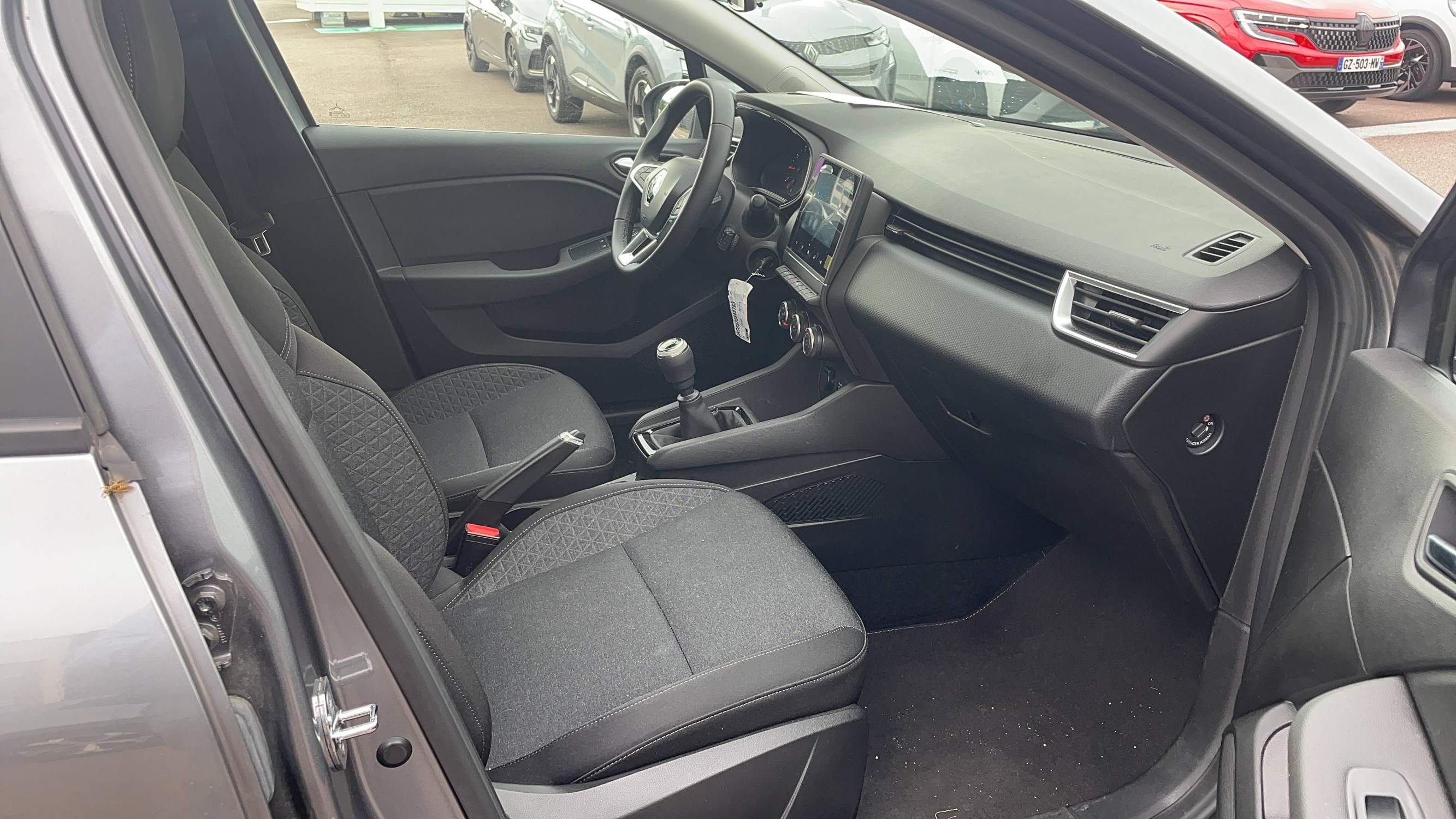 Vente en ligne Renault Clio 5 Clio TCe 90 au prix de 13 791 €