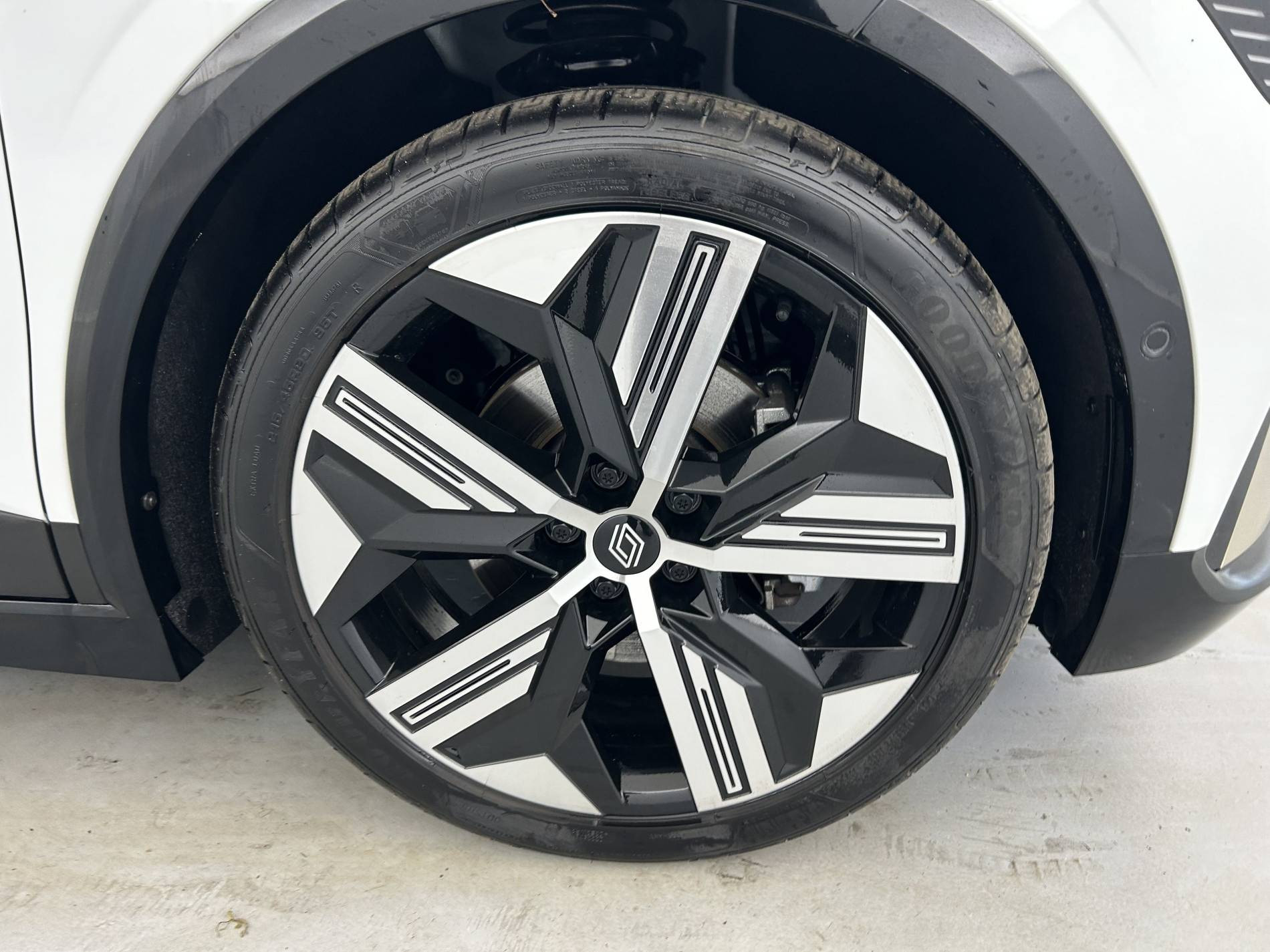 Vente en ligne Renault Megane E-Tech  220 ch autonomie confort GSR2 au prix de 33 490 €