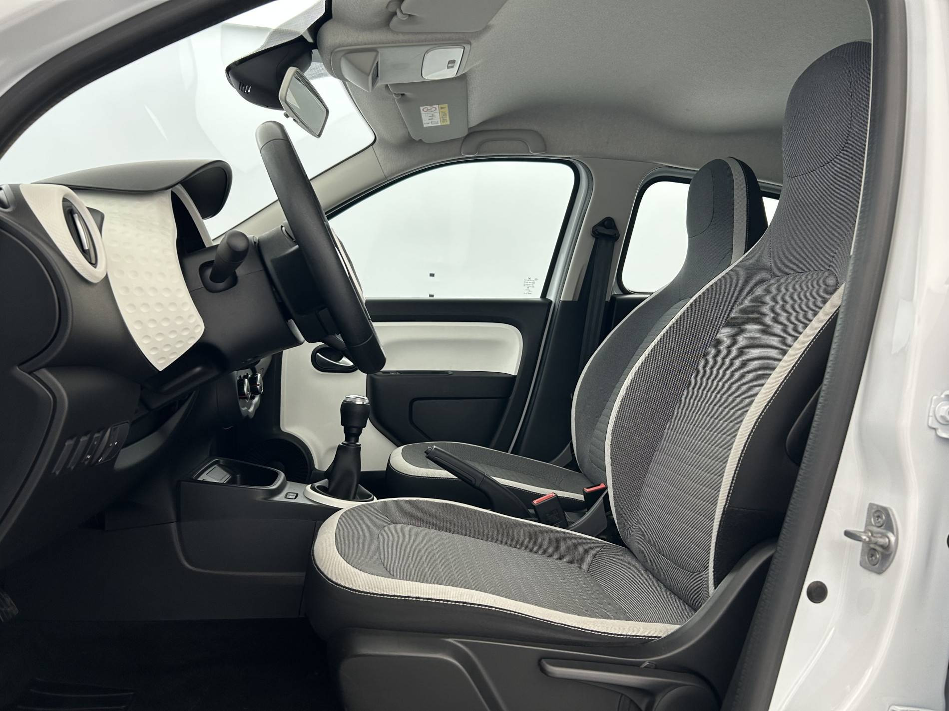 Vente en ligne Renault Twingo 3  SCe 65 - 21 au prix de 10 490 €