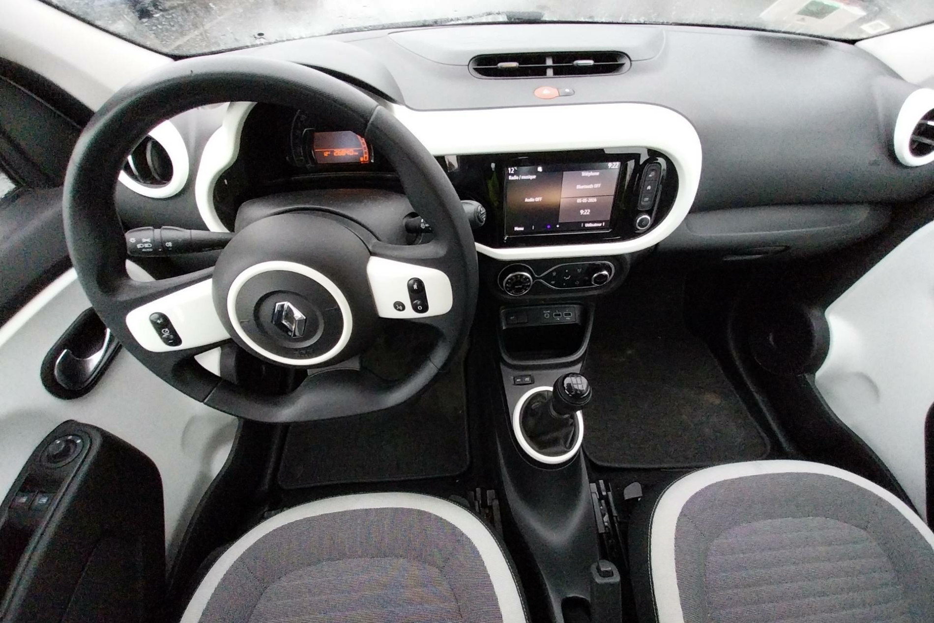 Vente en ligne Renault Twingo 3  SCe 65 au prix de 12 390 €