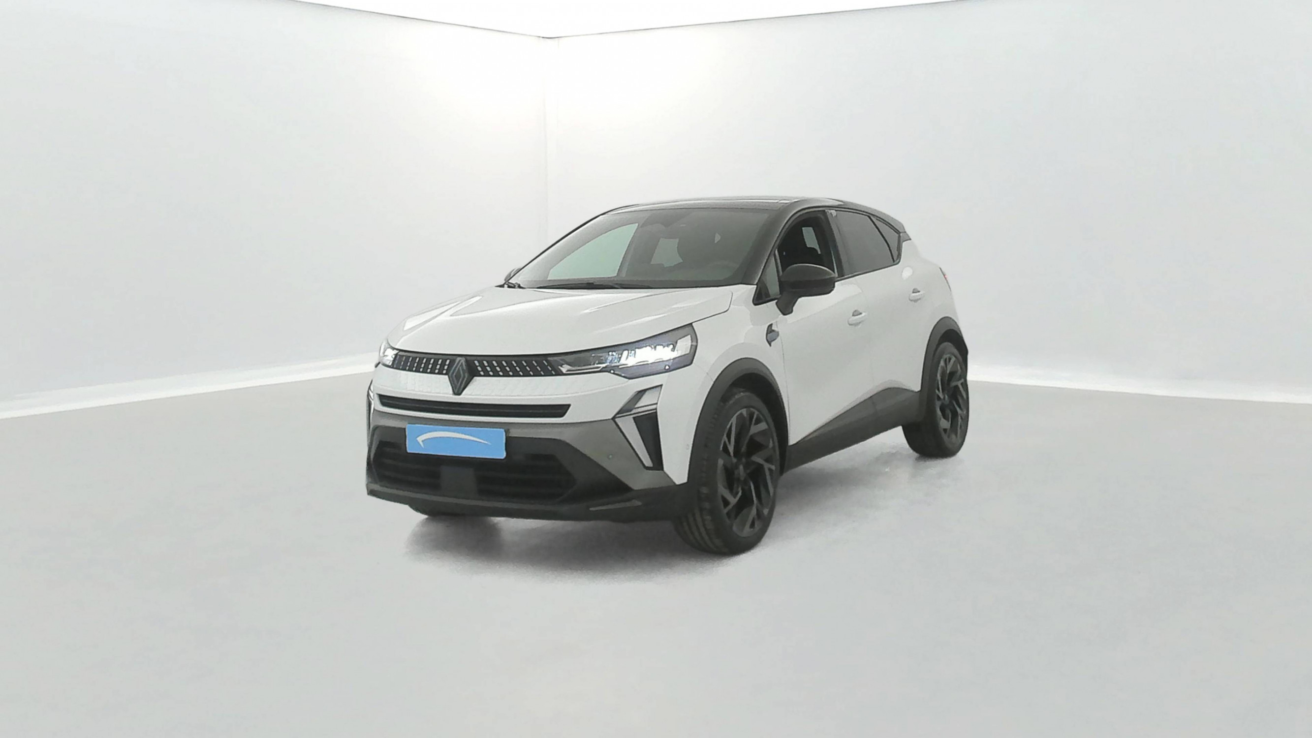 Renault Captur  E-Tech full hybrid 145 ch occasion de 2025 en vente à Concarneau