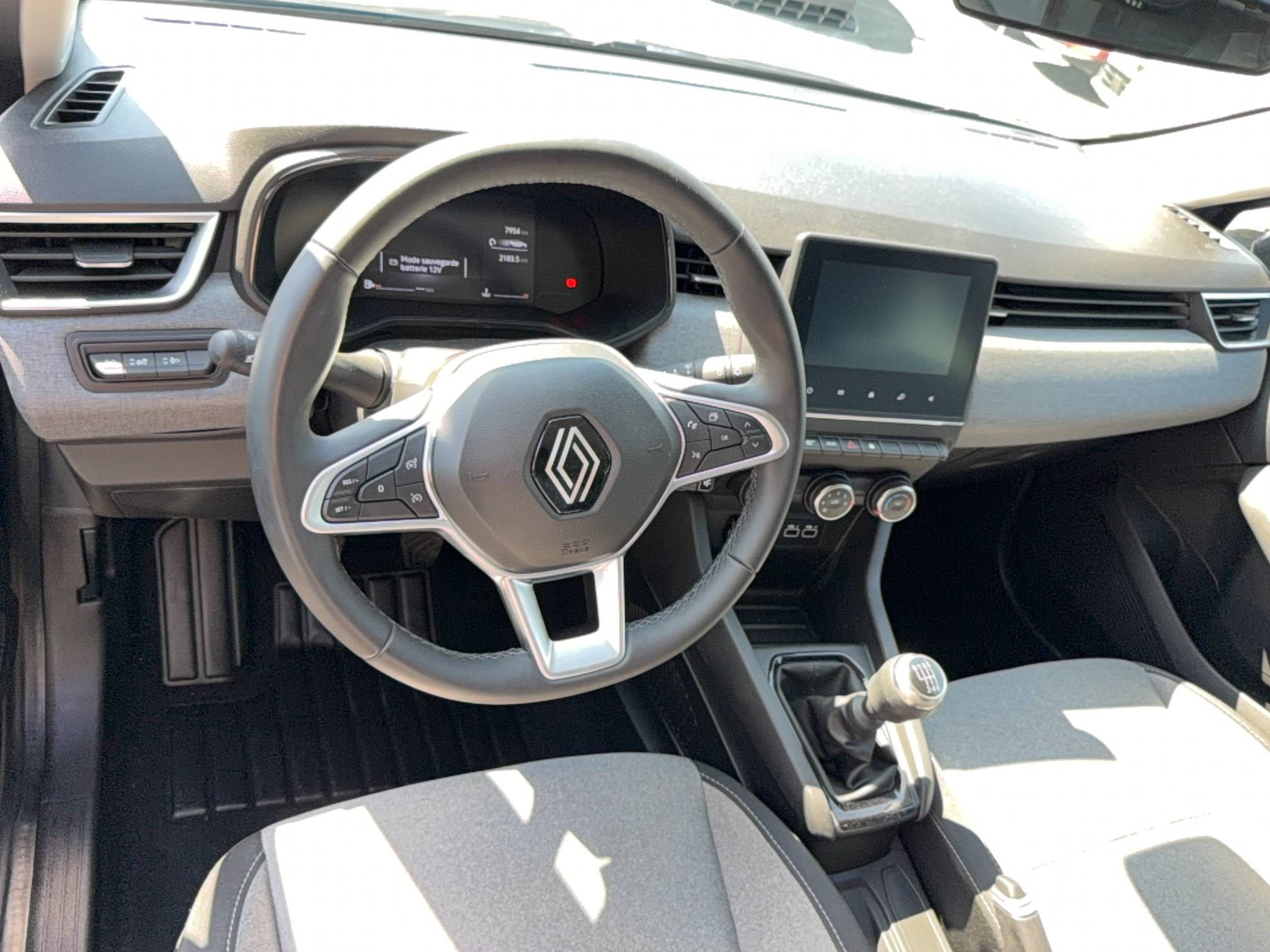 Vente en ligne Renault Clio 5 Clio TCe 90 au prix de 15 990 €