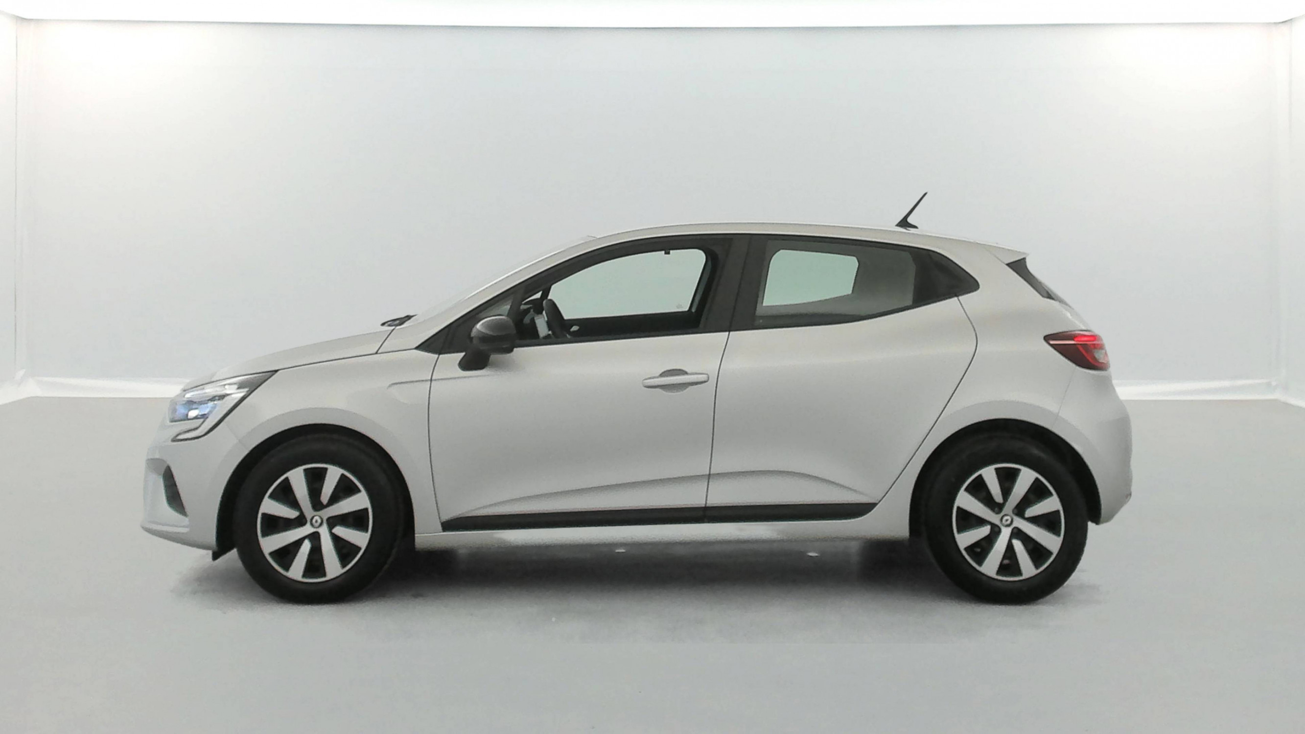 Vente en ligne Renault Clio 5 Clio TCe 90 au prix de 14 990 €