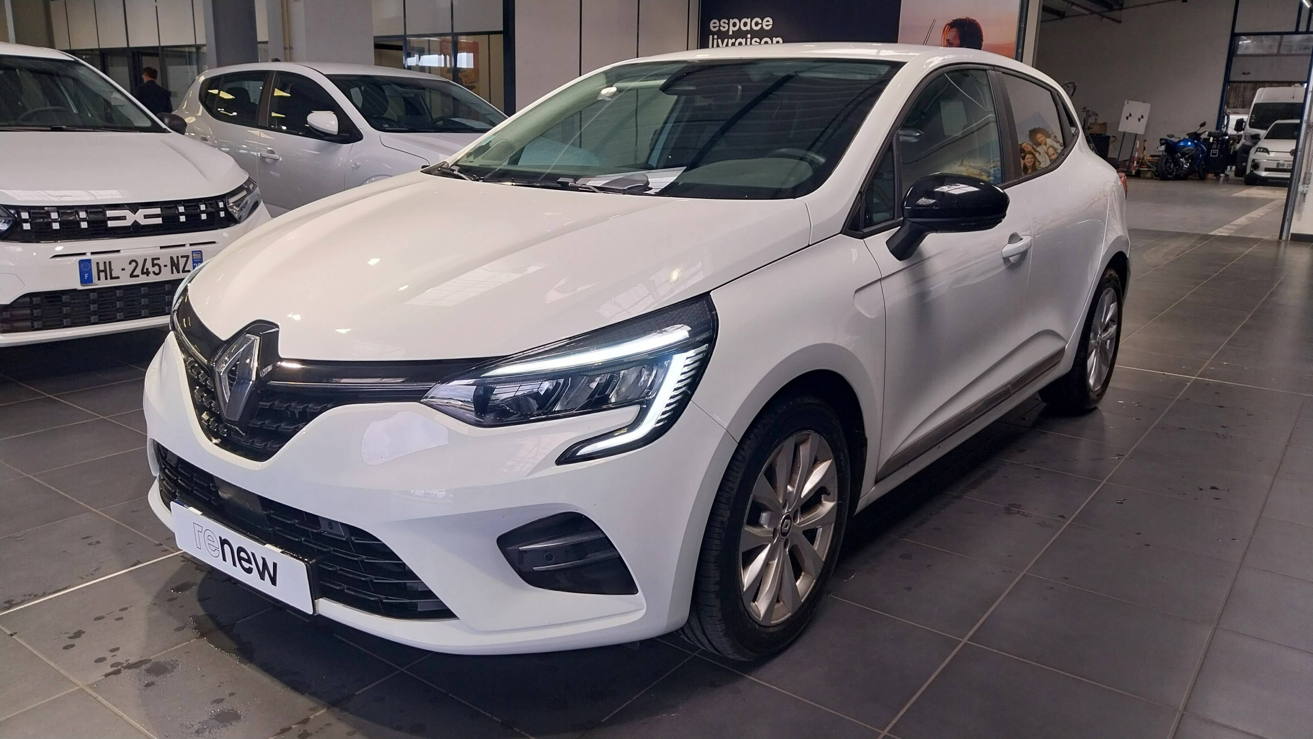 Renault Clio 5 Clio Blue dCi 100 occasion de 2023 en vente à Quimper