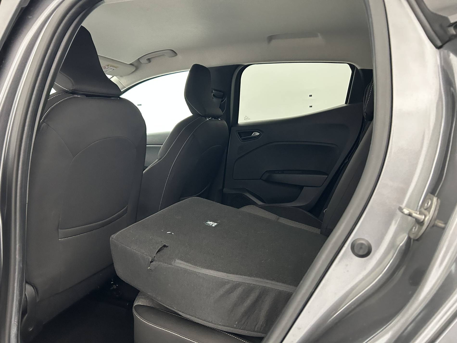 Vente en ligne Renault Clio 5 Clio TCe 90 au prix de 13 990 €