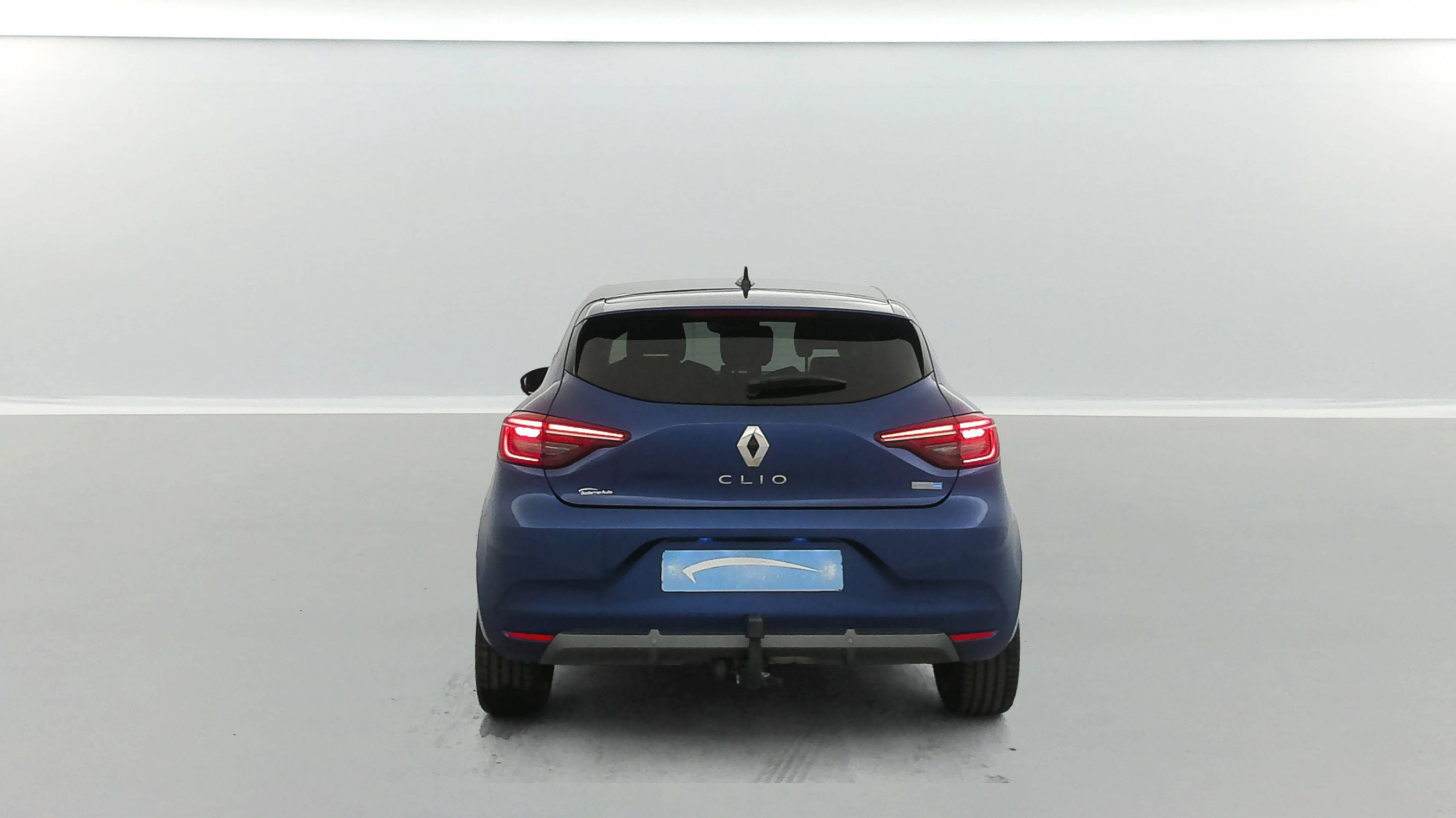 Vente en ligne Renault Clio 5 Clio E-Tech 140 - 21N au prix de 18 300 €