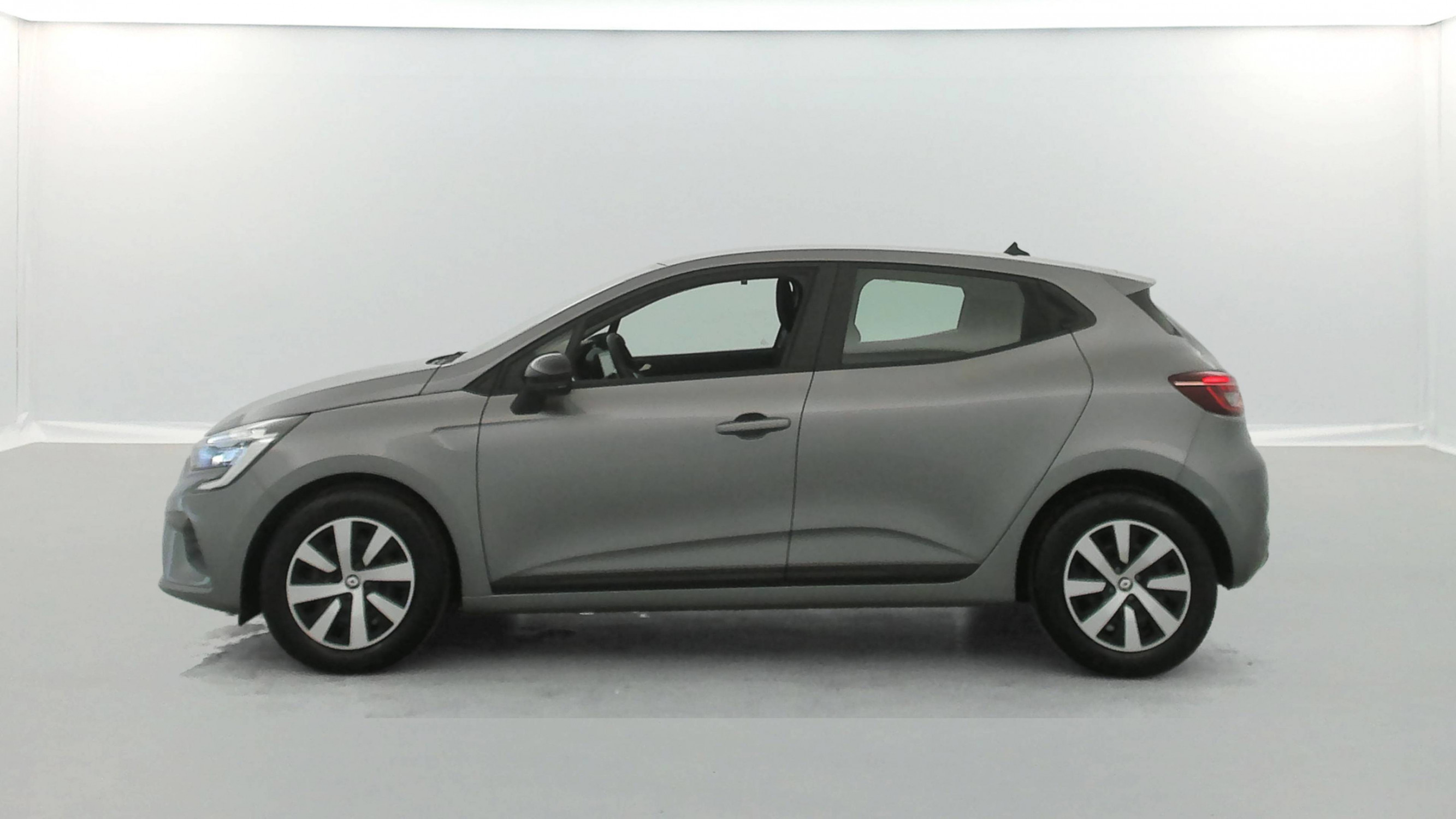 Vente en ligne Renault Clio 5 Clio TCe 90 au prix de 14 490 €