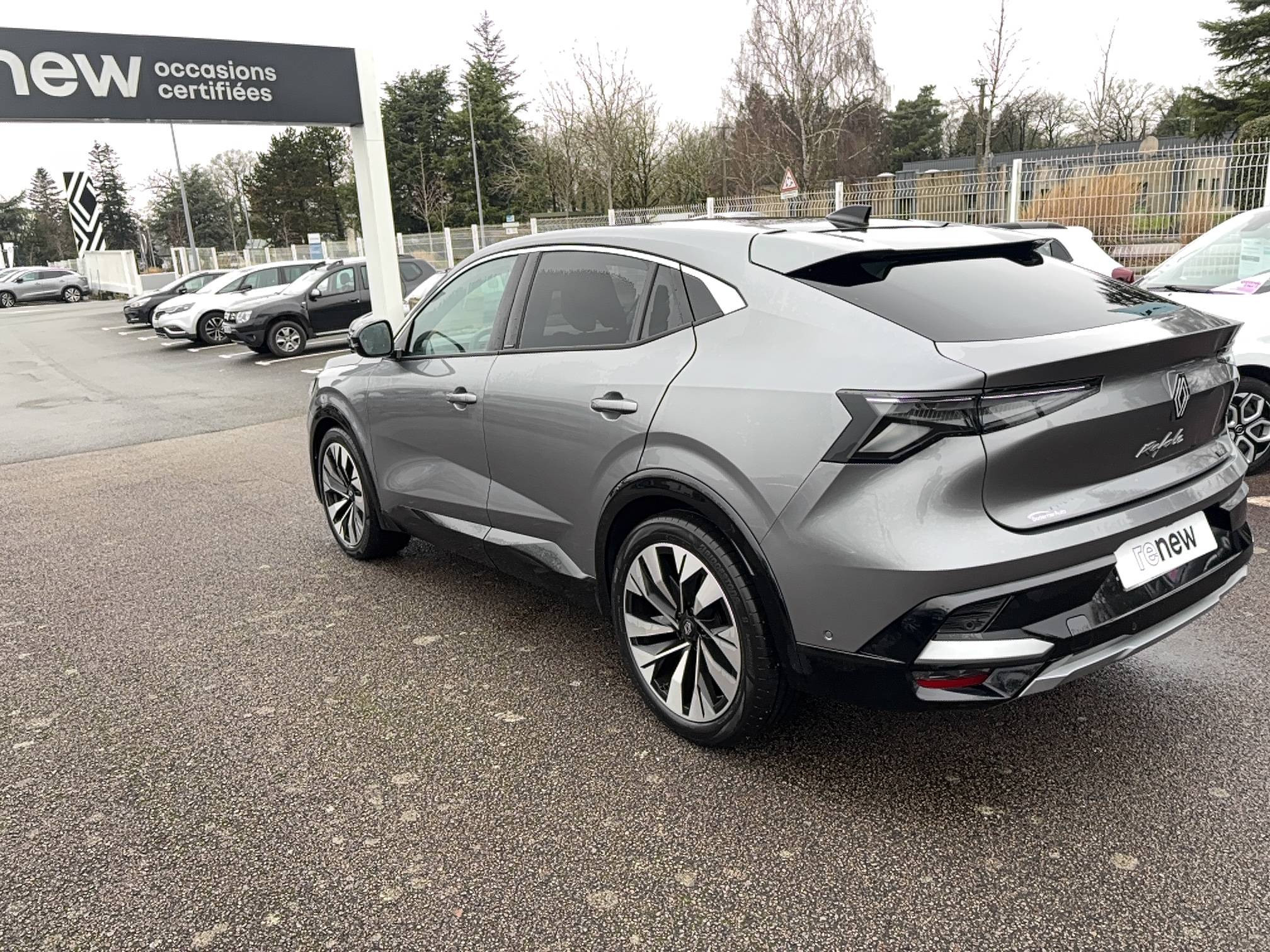 Vente en ligne Renault Rafale  E-Tech full hybrid 200ch au prix de 41 290 €