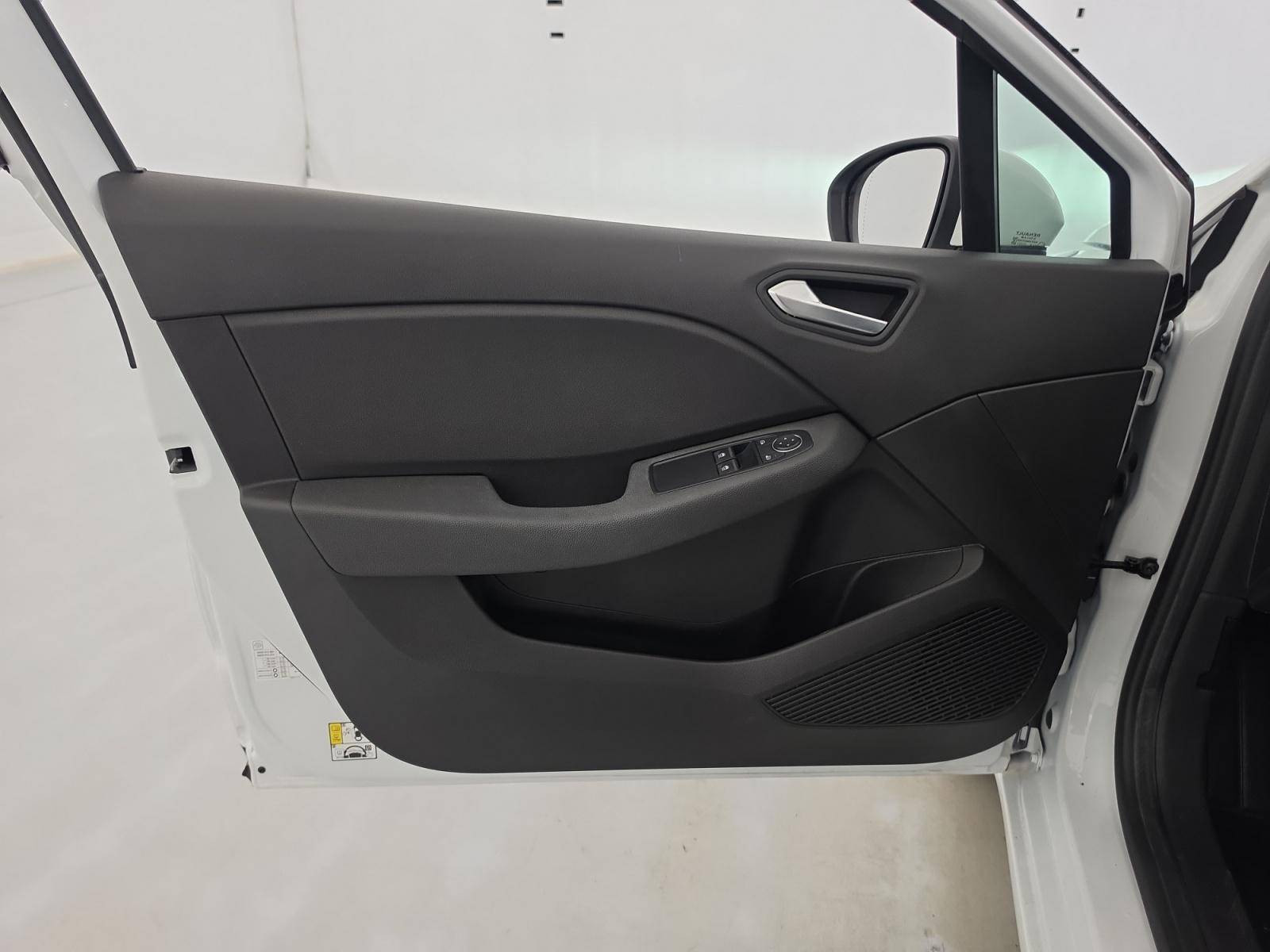 Vente en ligne Renault Clio 5 Clio SCe 65 - 21N au prix de 13 190 €