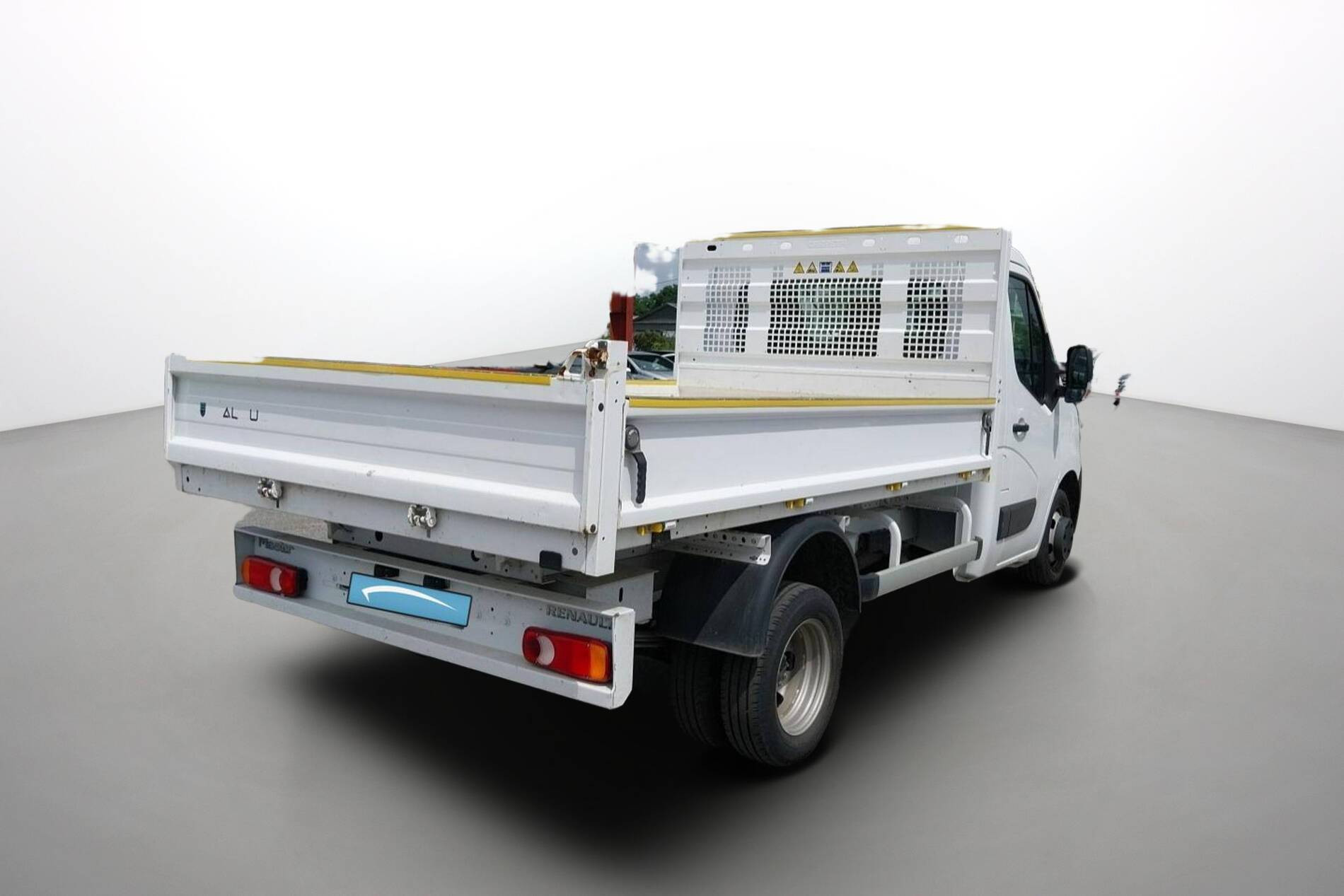 Vente en ligne Renault Master 3 Châssis Cabine MASTER CDC PROP RJ3500 L3 BLUE DCI 130 EURO VI au prix de 31 990 €