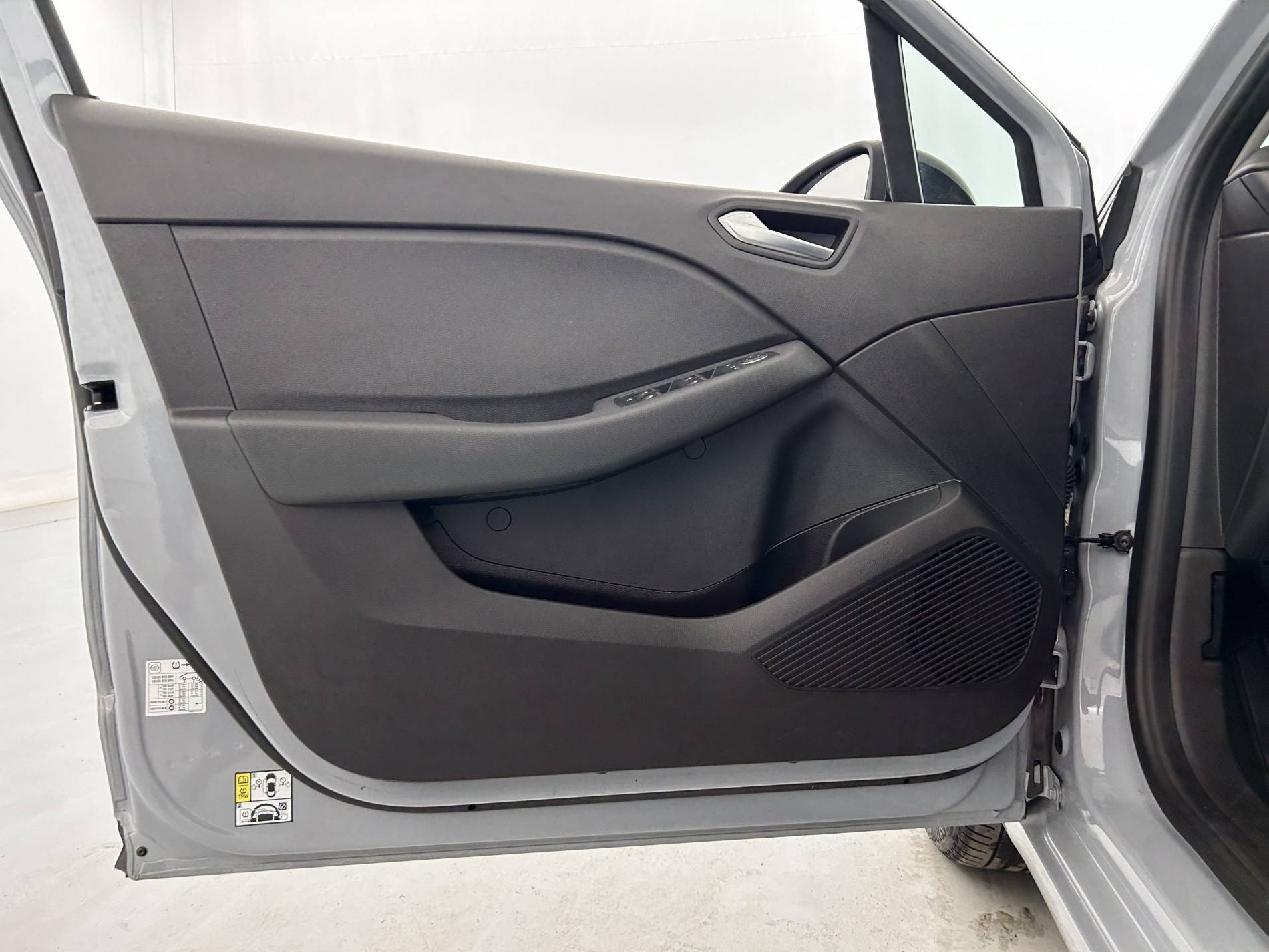 Vente en ligne Renault Clio 5 Clio TCe 90 au prix de 14 490 €