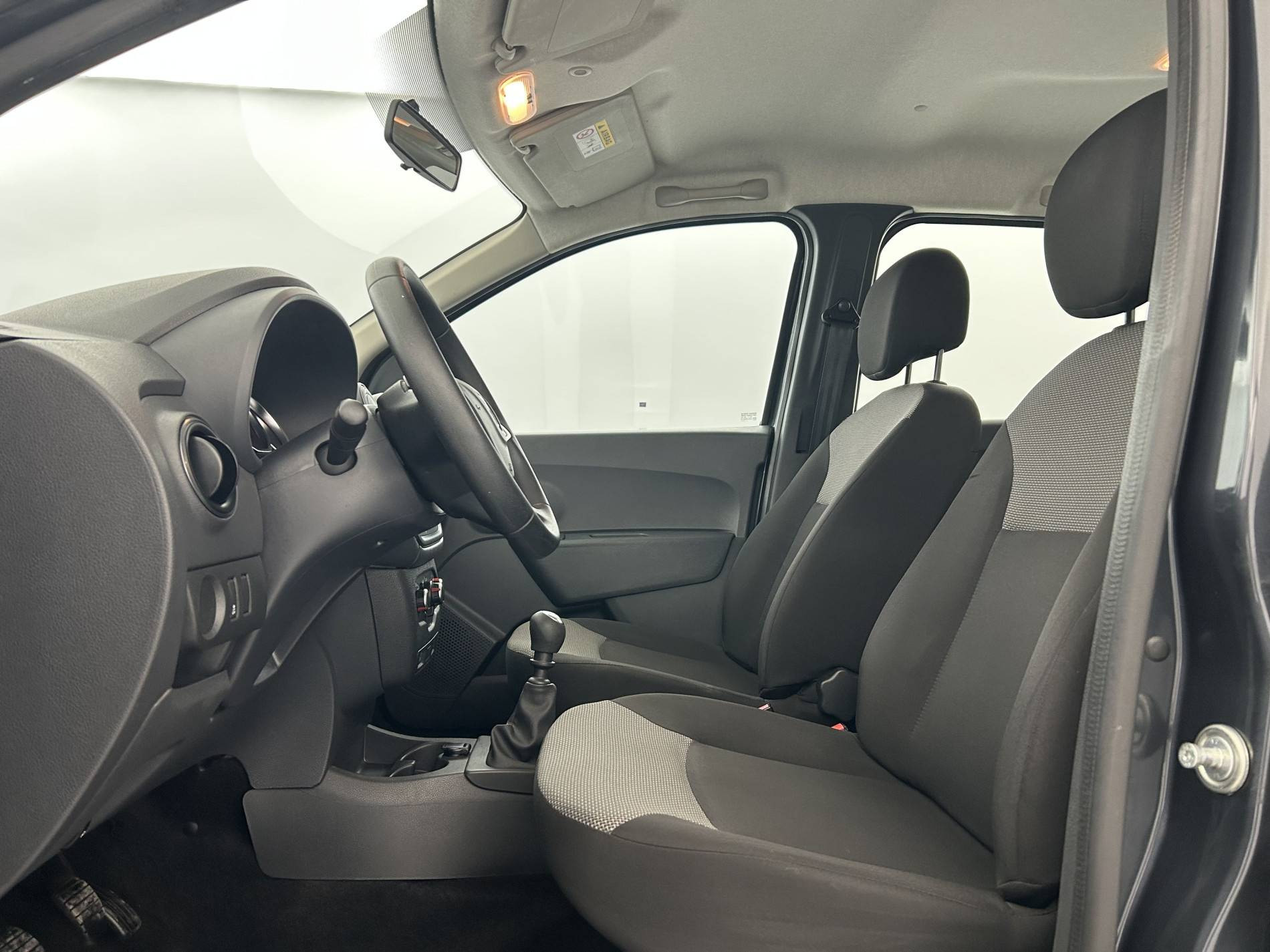 Vente en ligne Dacia Lodgy  Blue dCi 95 7 places au prix de 16 590 €