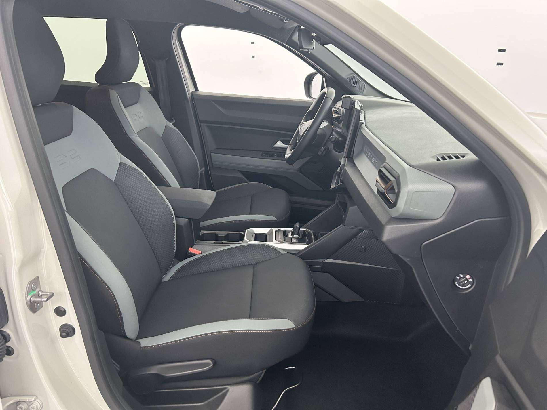 Vente en ligne Dacia Duster  Hybrid 140 au prix de 24 490 €